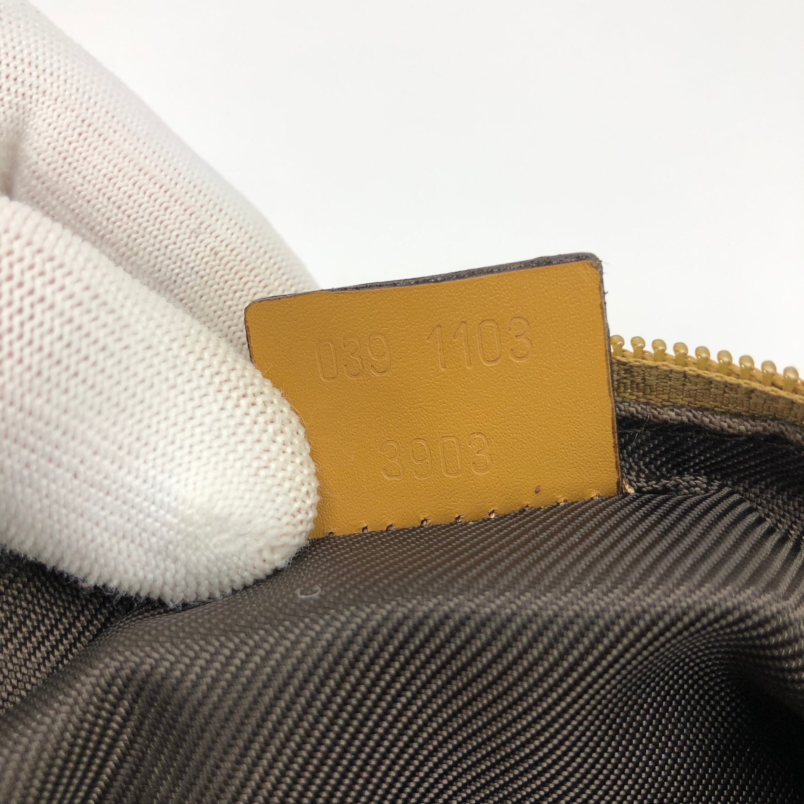 GUCCI MONOGRAM SHOULDER BAG