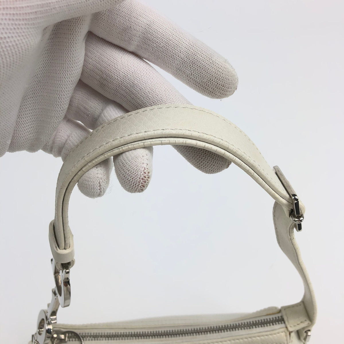 CHRISTIAN DIOR LEATHER SHOULDER BAG WITH SILVER DETAILING