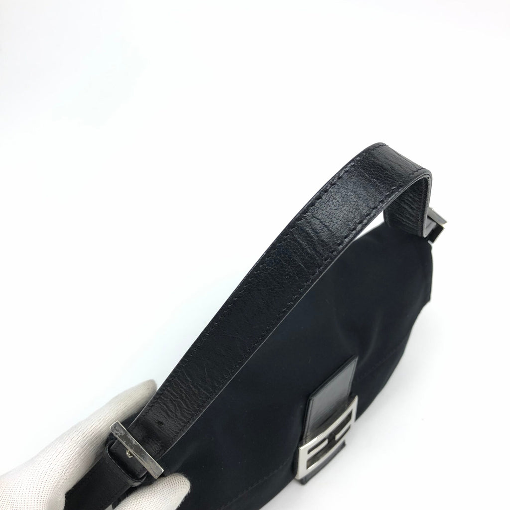 FENDI JERSEY BAGUETTE SHOULDER BAG IN BLACK
