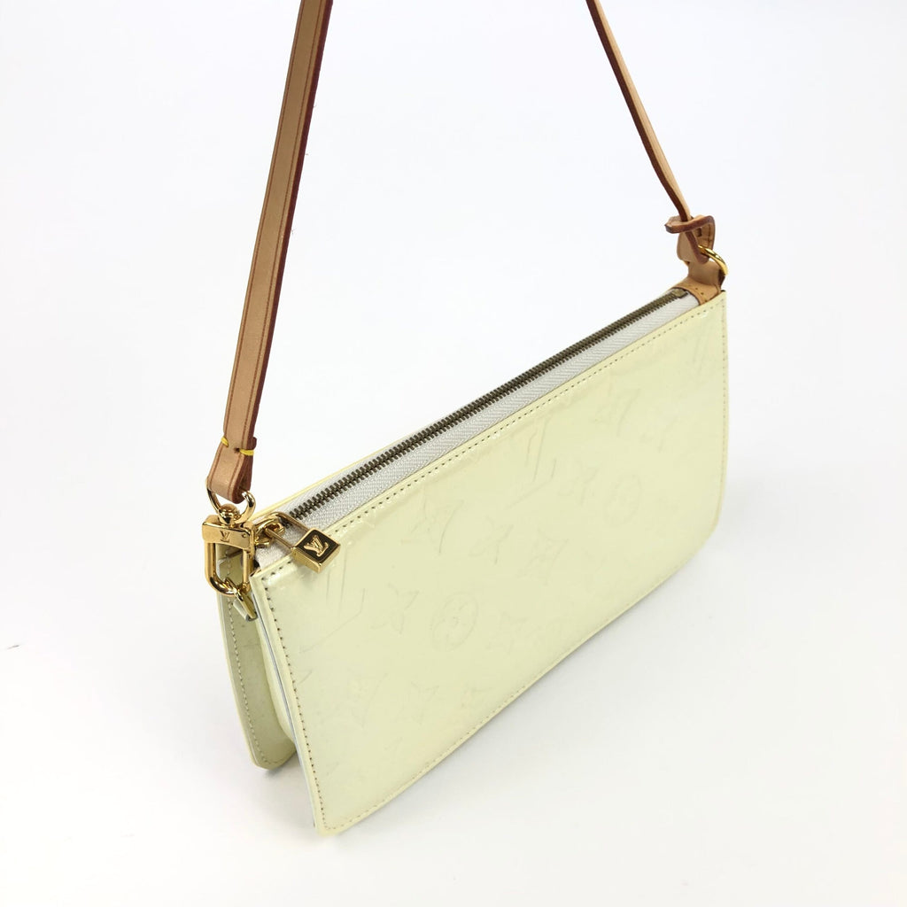 LOUIS VUITTON LEXINGTON VERNIS POCHETTE BAG