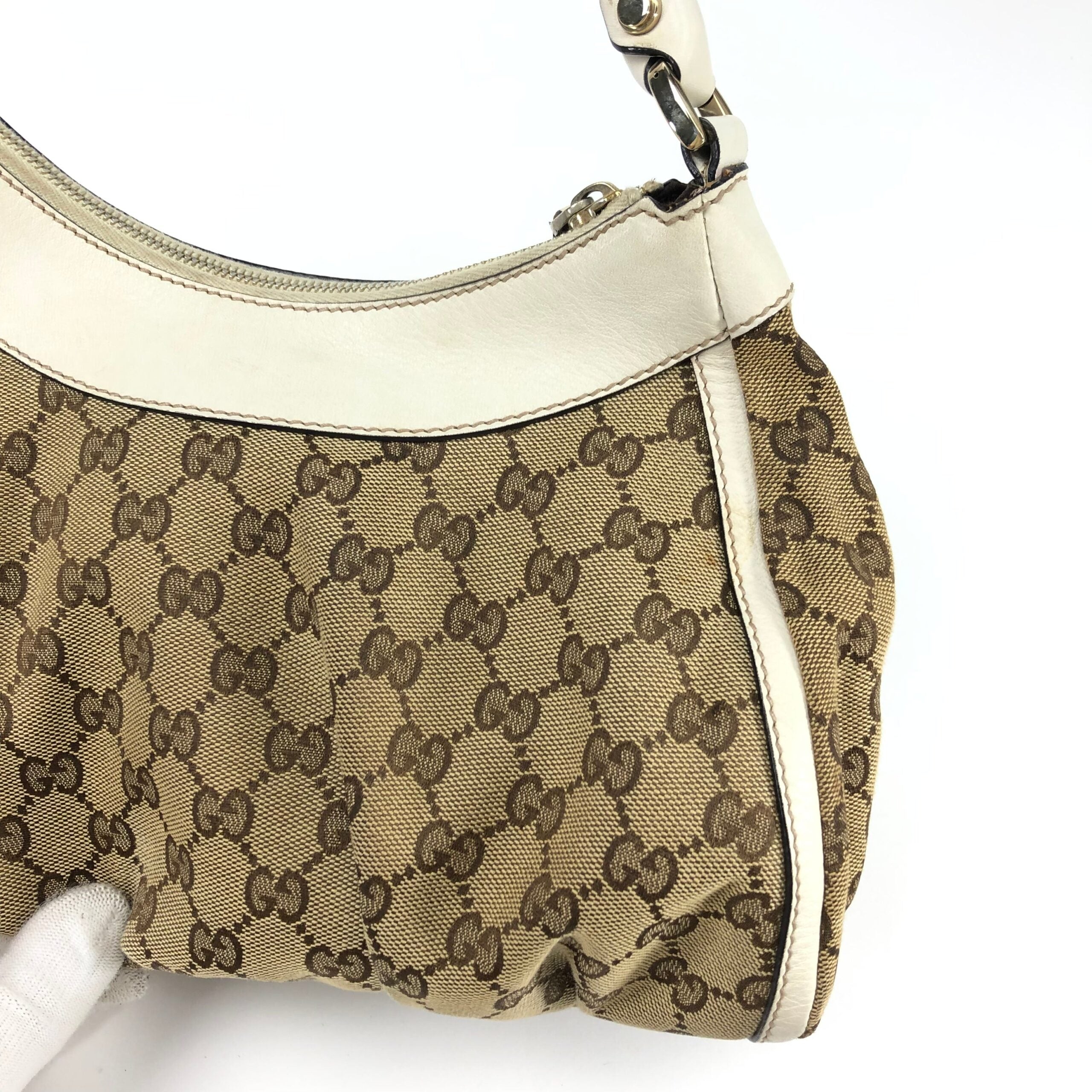GUCCI MONOGRAM ABBEY SHOULDER BAG