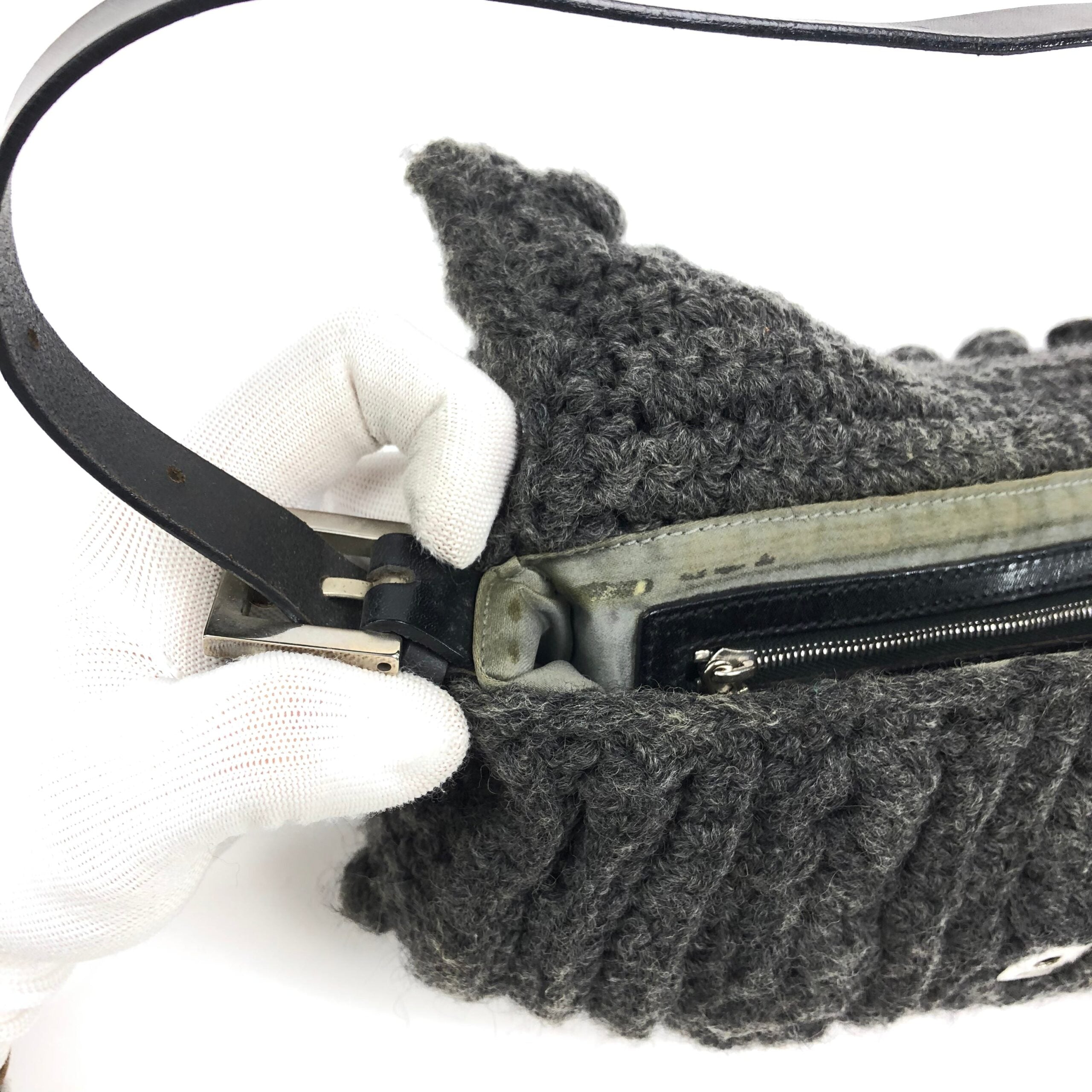 FENDI CASHMERE WOOL BAGUETTE SHOULDER BAG