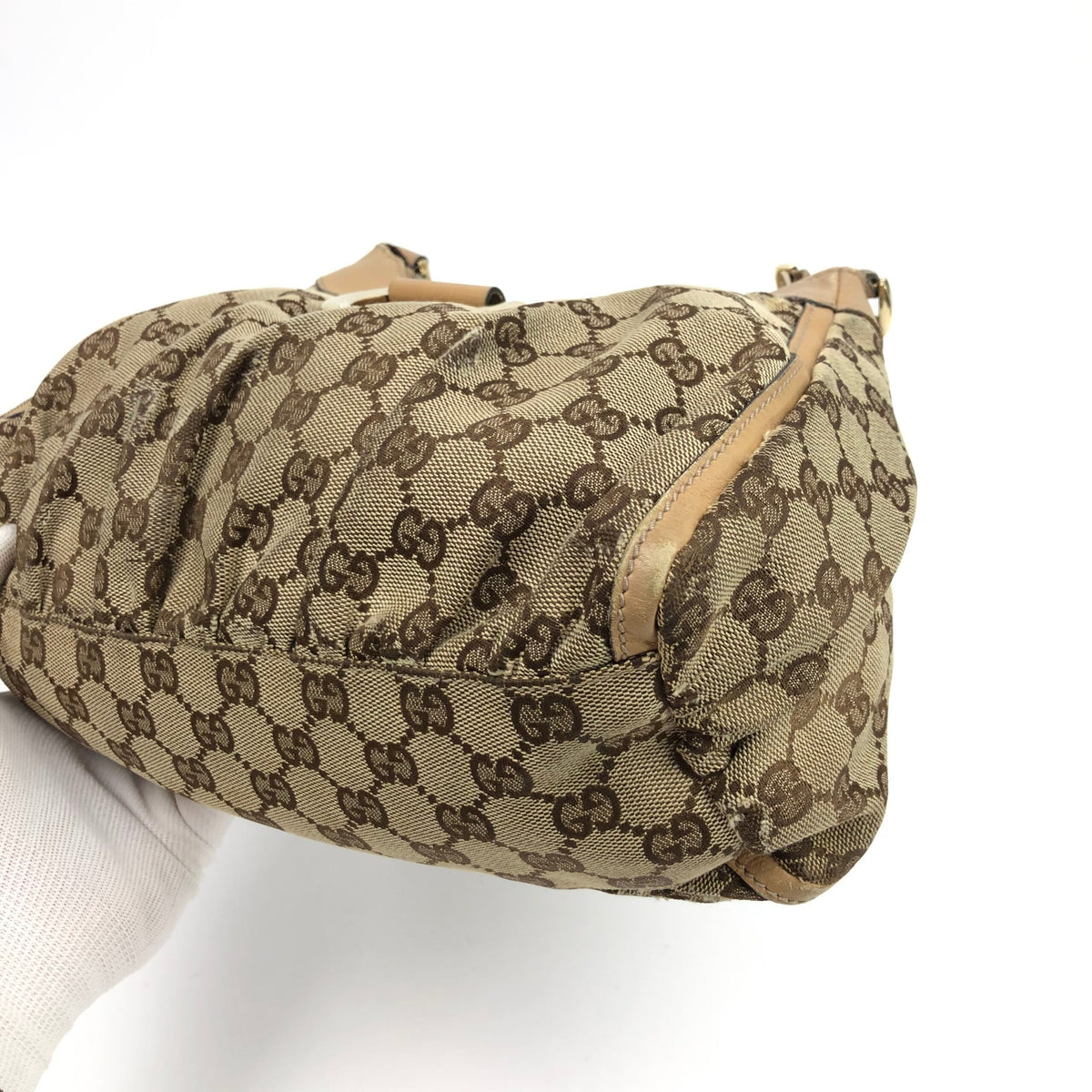 GUCCI MONOGRAM ABBEY SHOULDER BAG