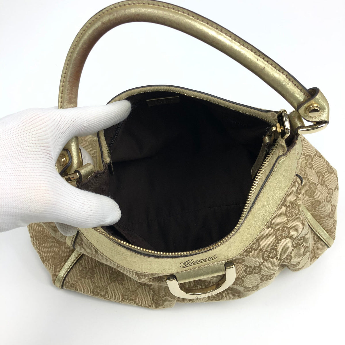 GUCCI ABBEY MONOGRAM SHOULDER BAG