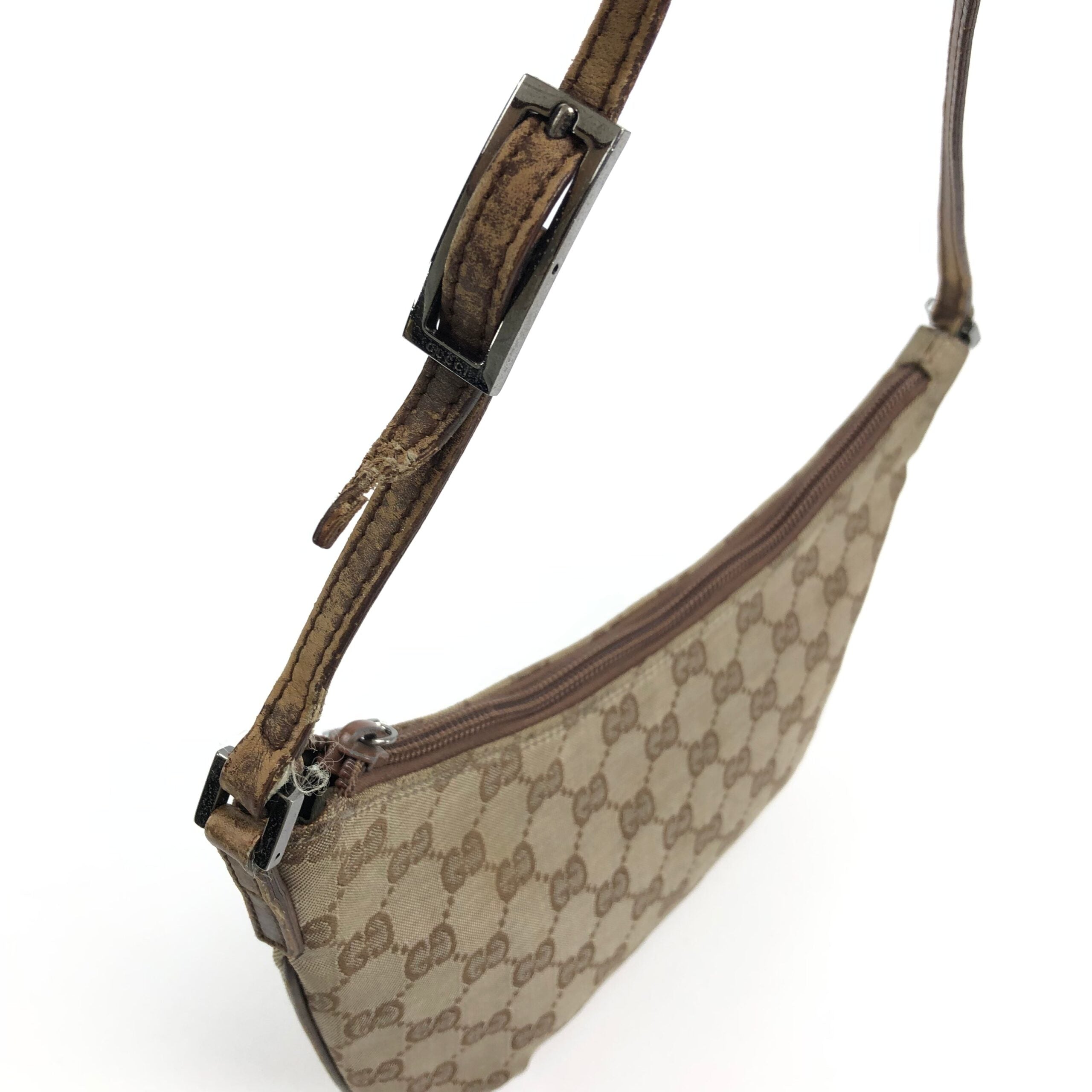 GUCCI MONOGRAM SHOULDER BAG