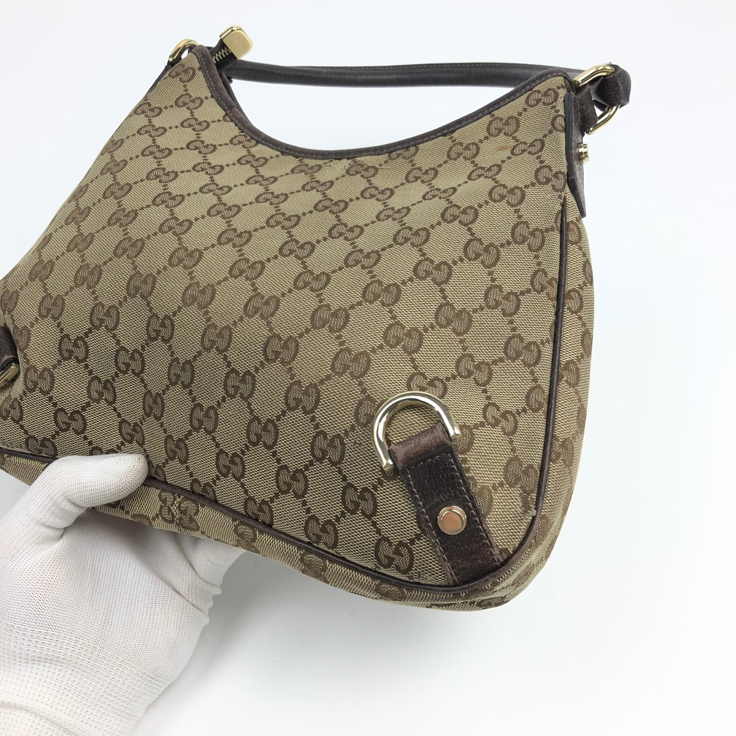 GUCCI MONOGRAM SHOULDER BAG