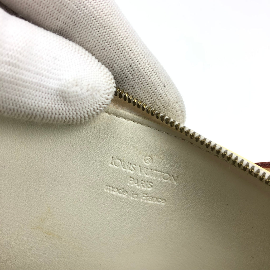 LOUIS VUITTON LEXINGTON VERNIS POCHETTE BAG