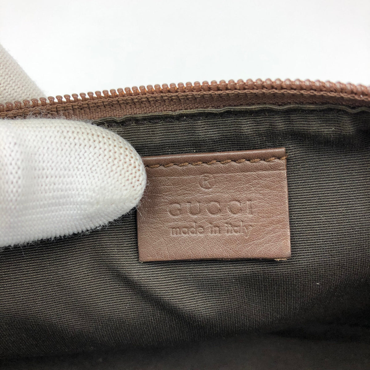 GUCCI MONOGRAM SHOULDER BAG