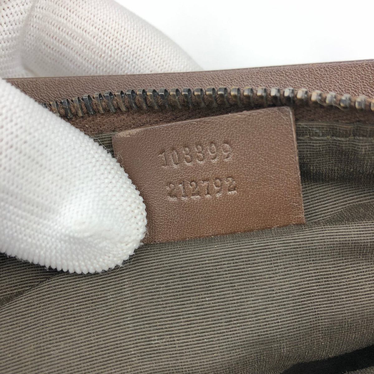 GUCCI MONOGRAM SHOULDER BAG