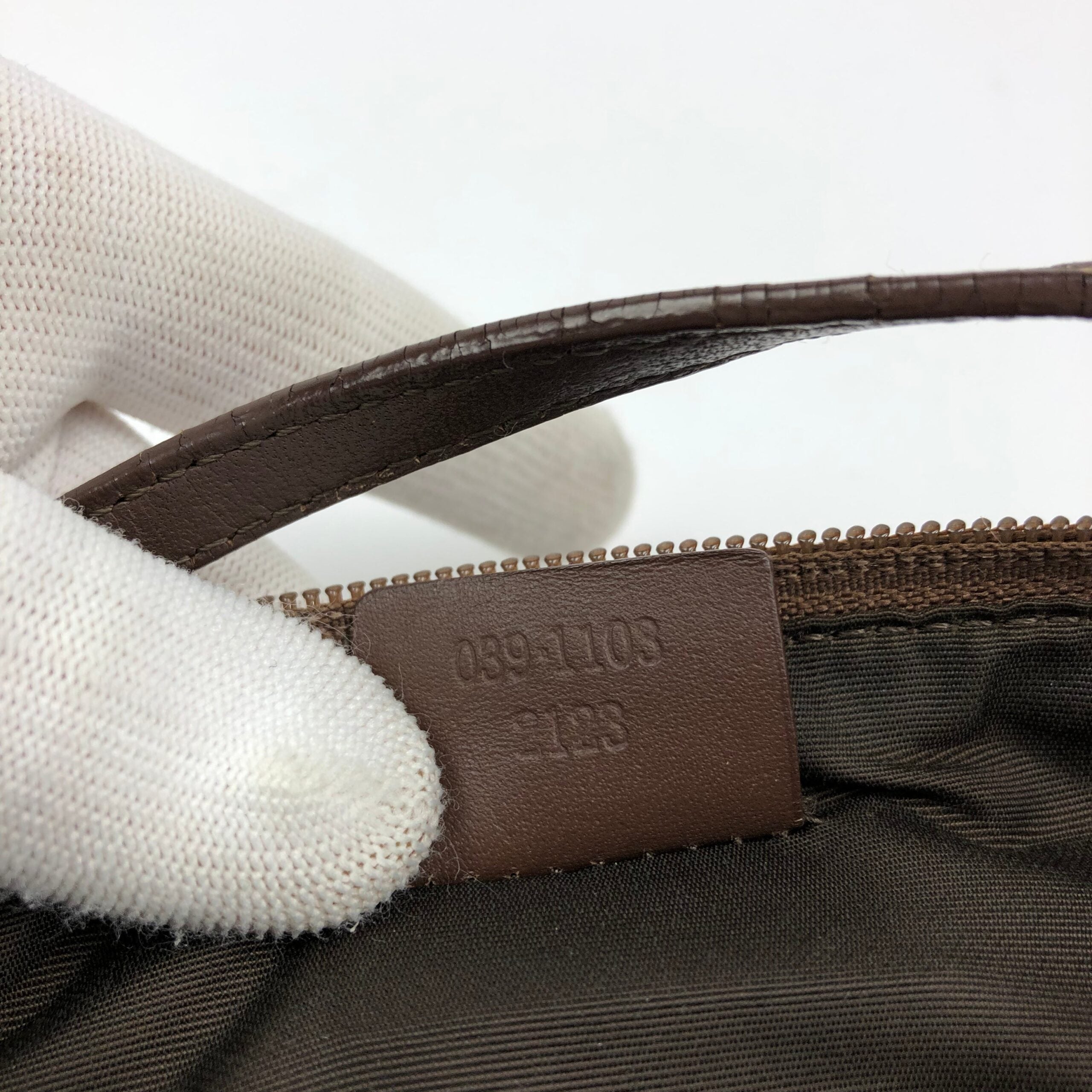 GUCCI MONOGRAM SHOULDER BAG