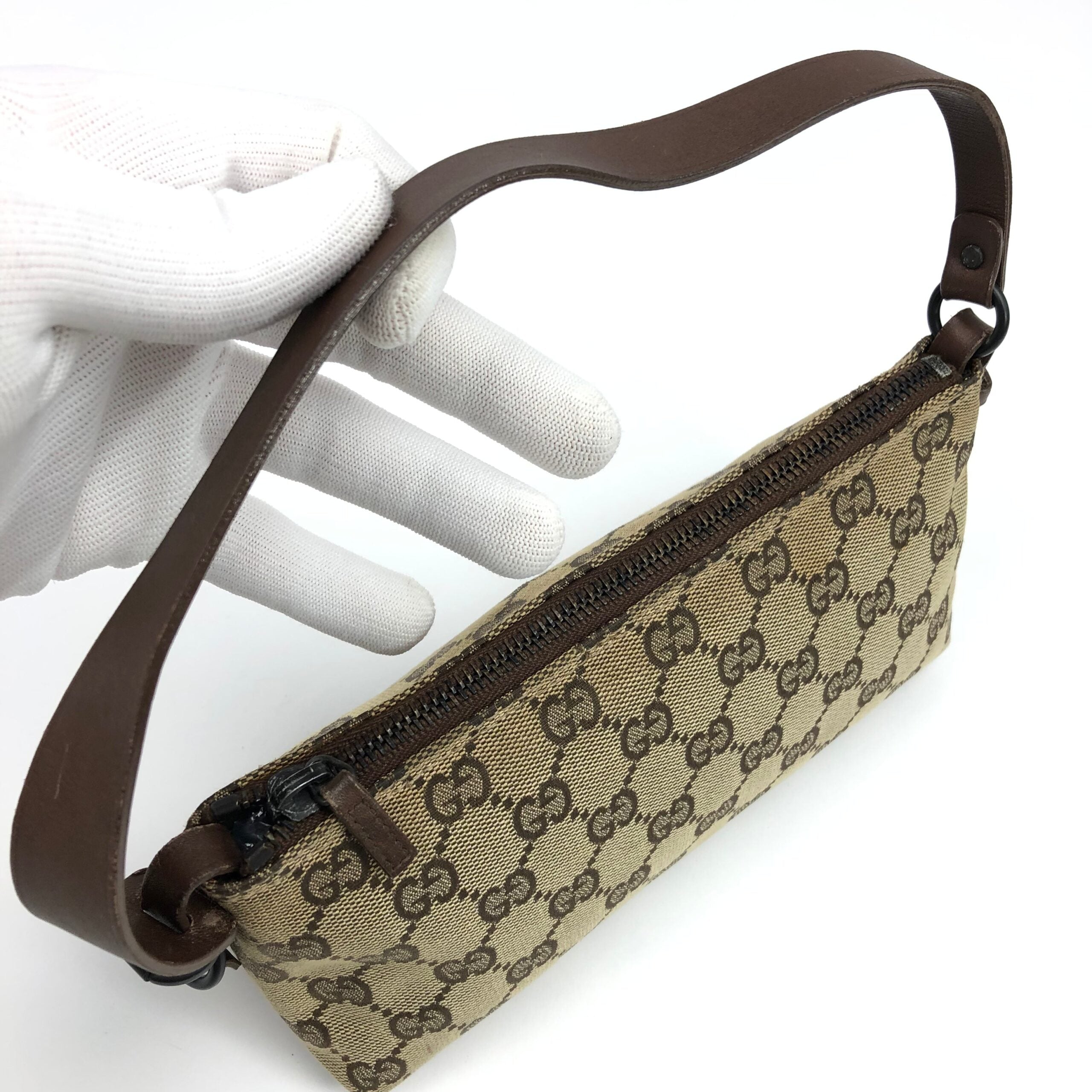 GUCCI MONOGRAM SHOULDER BAG