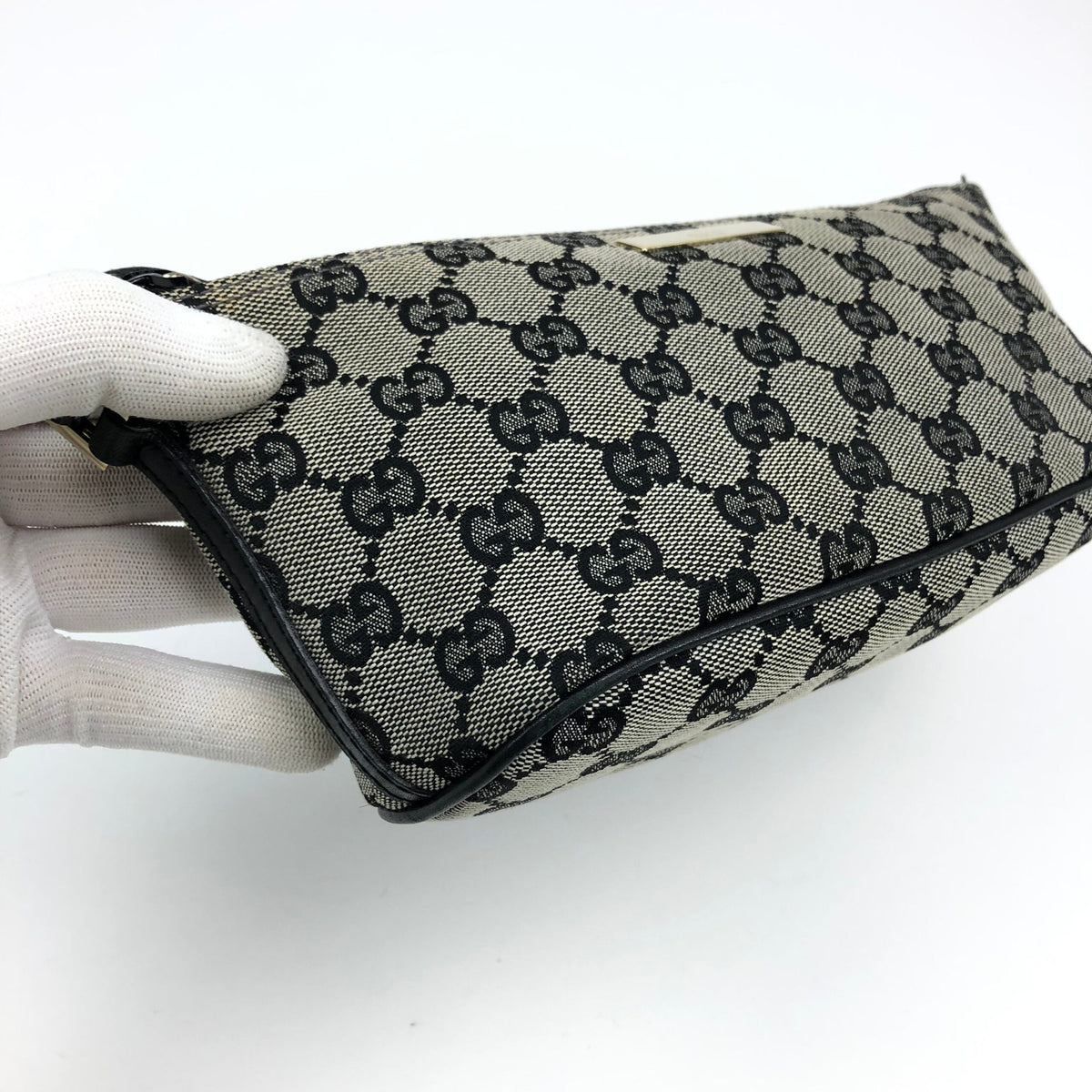 GUCCI MONOGRAM SHOULDER BAG