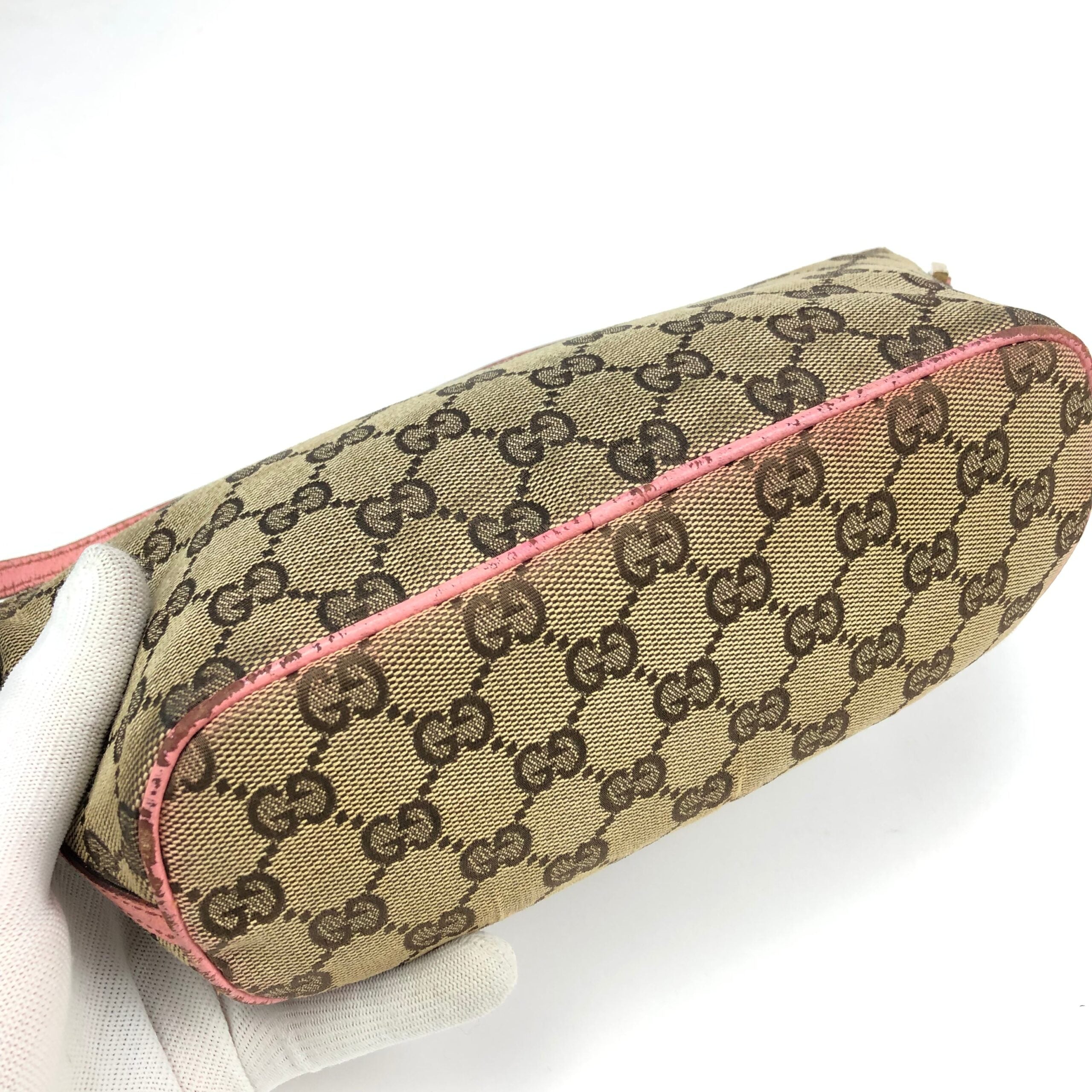 GUCCI MONOGRAM SHOULDER BAG