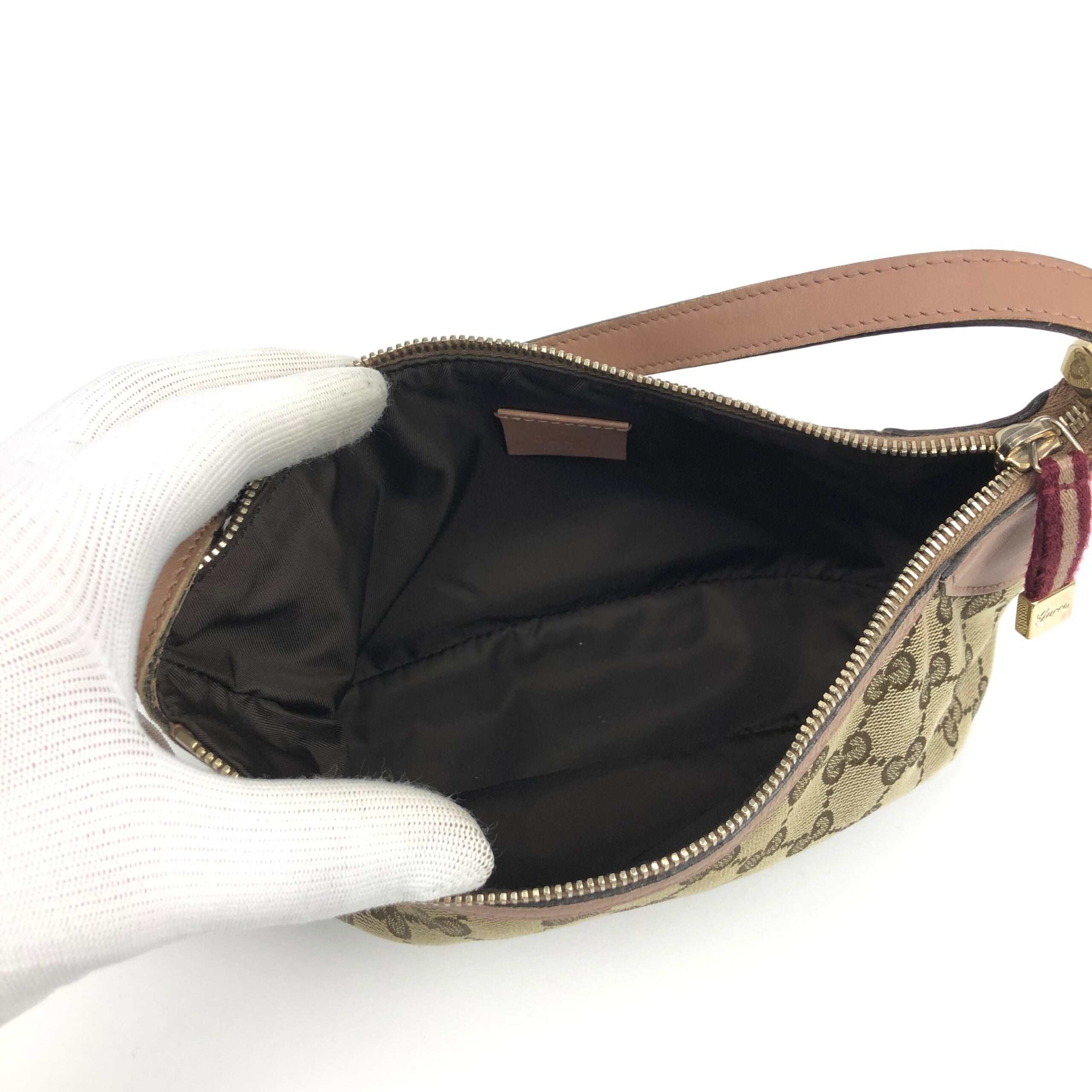 GUCCI MONOGRAM SHOULDER BAG