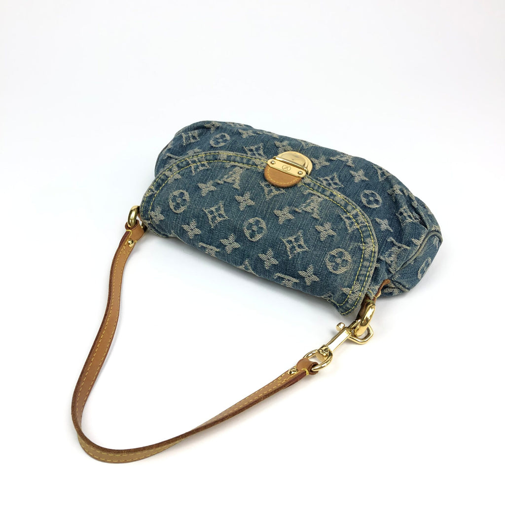 LOUIS VUITTON DENIM PLEATY SHOULDER BAG