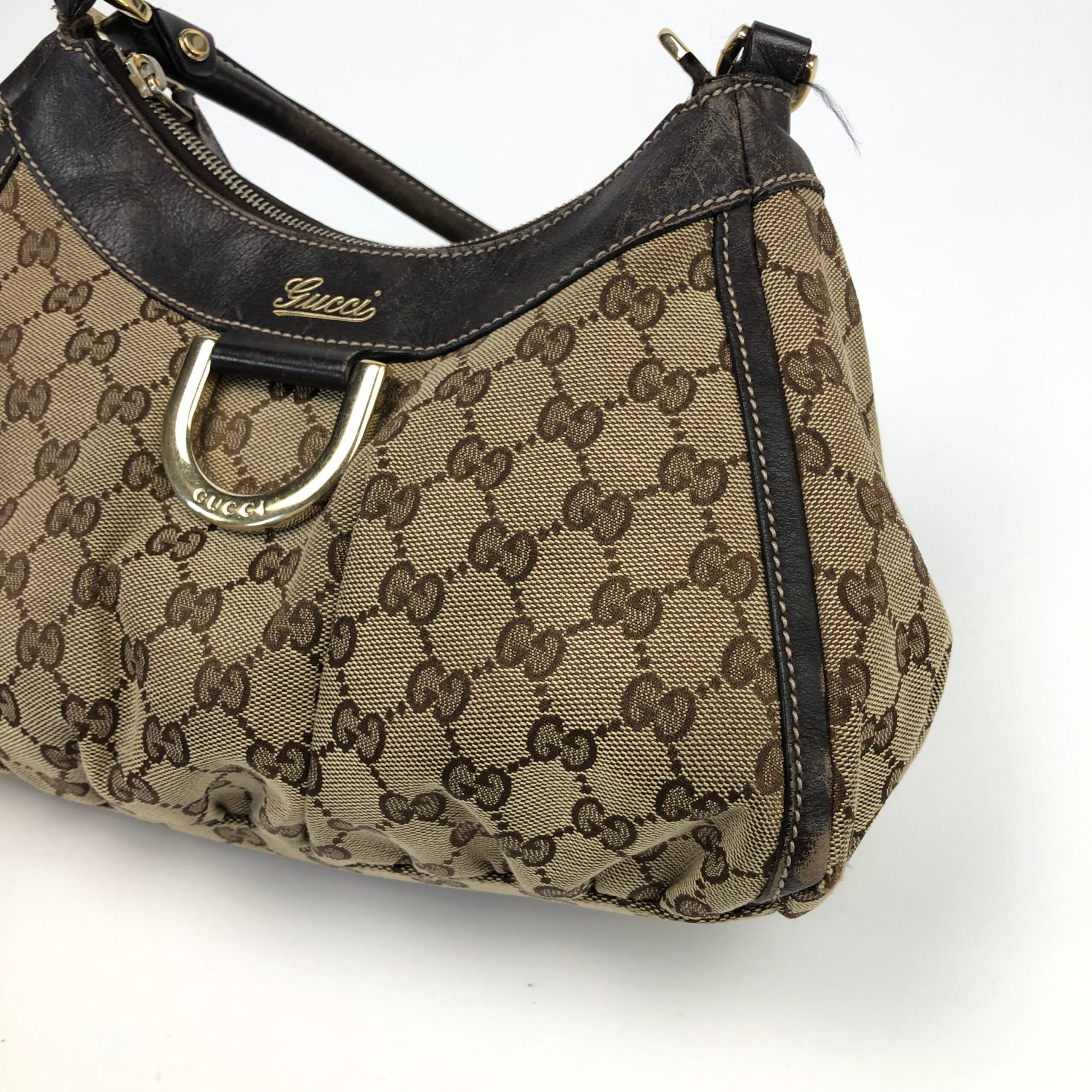 GUCCI MONOGRAM ABBEY SHOULDER BAG