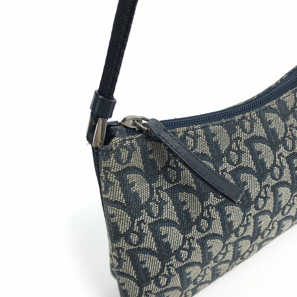 CHRISTIAN DIOR MONOGRAM SHOULDER BAG