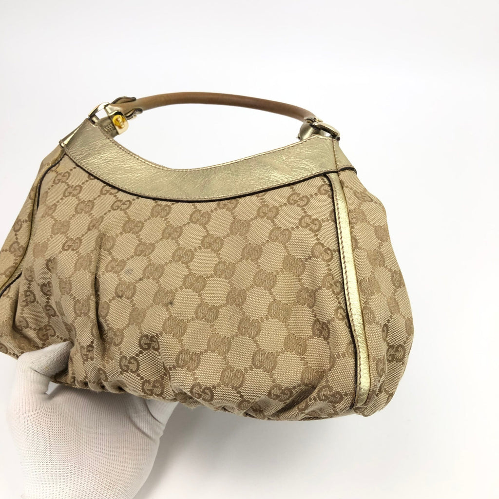 GUCCI ABBEY MONOGRAM SHOULDER BAG