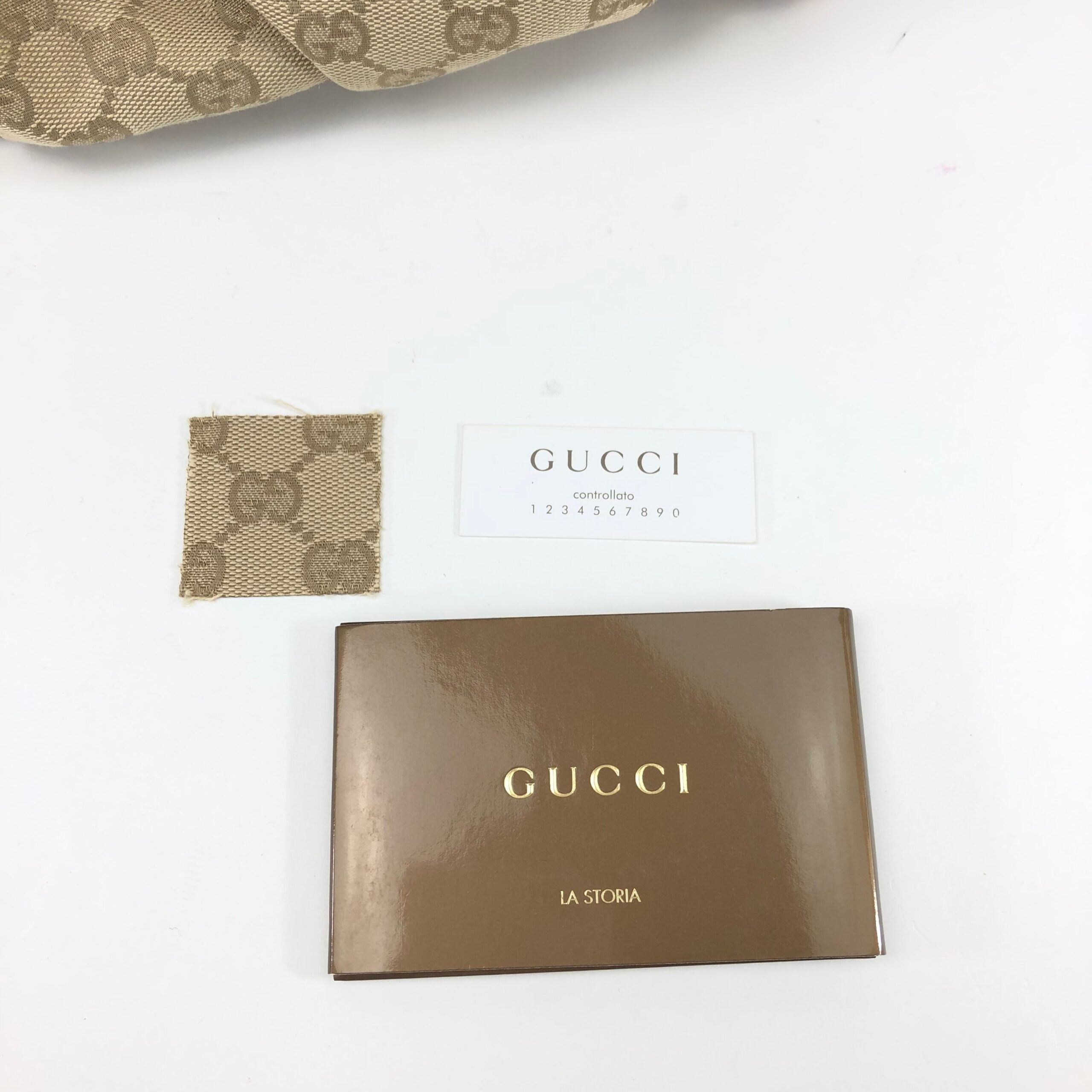 GUCCI ABBEY MONOGRAM SHOULDER BAG