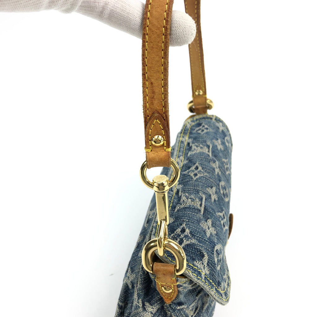 LOUIS VUITTON DENIM PLEATY SHOULDER BAG