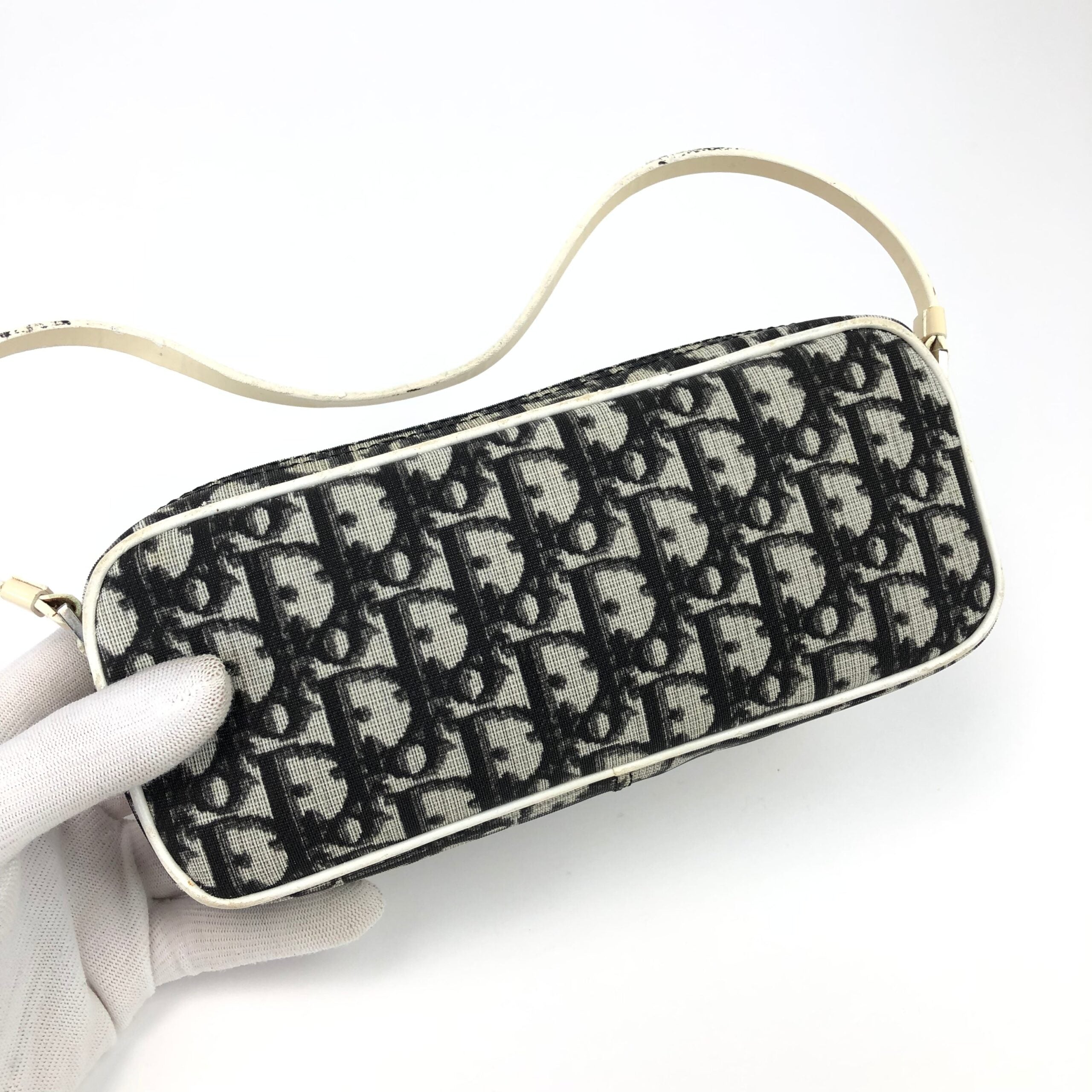 CHRISTIAN DIOR MONOGRAM SHOULDER BAG