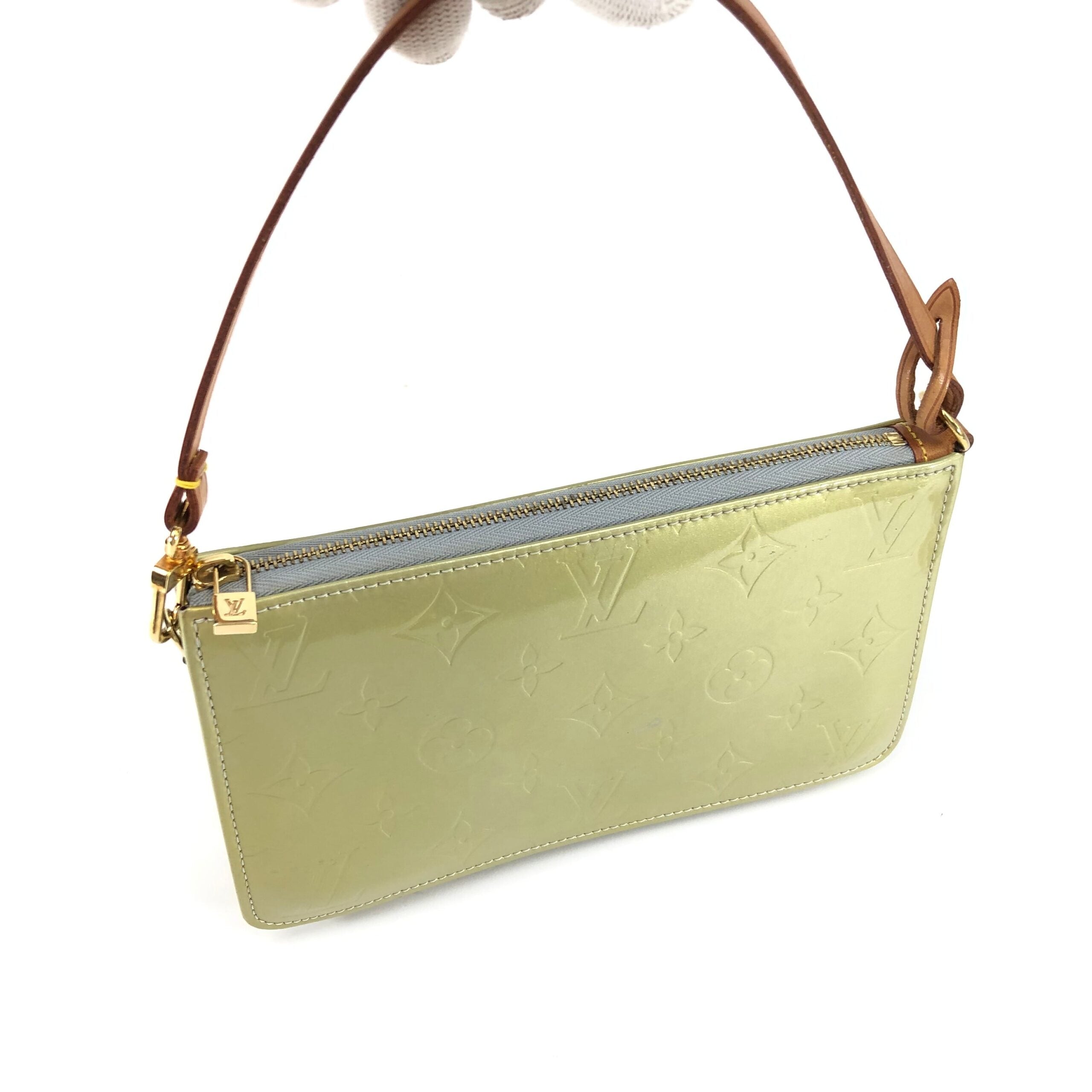 LOUIS VUITTON LEXINGTON VERNIS POCHETTE BAG