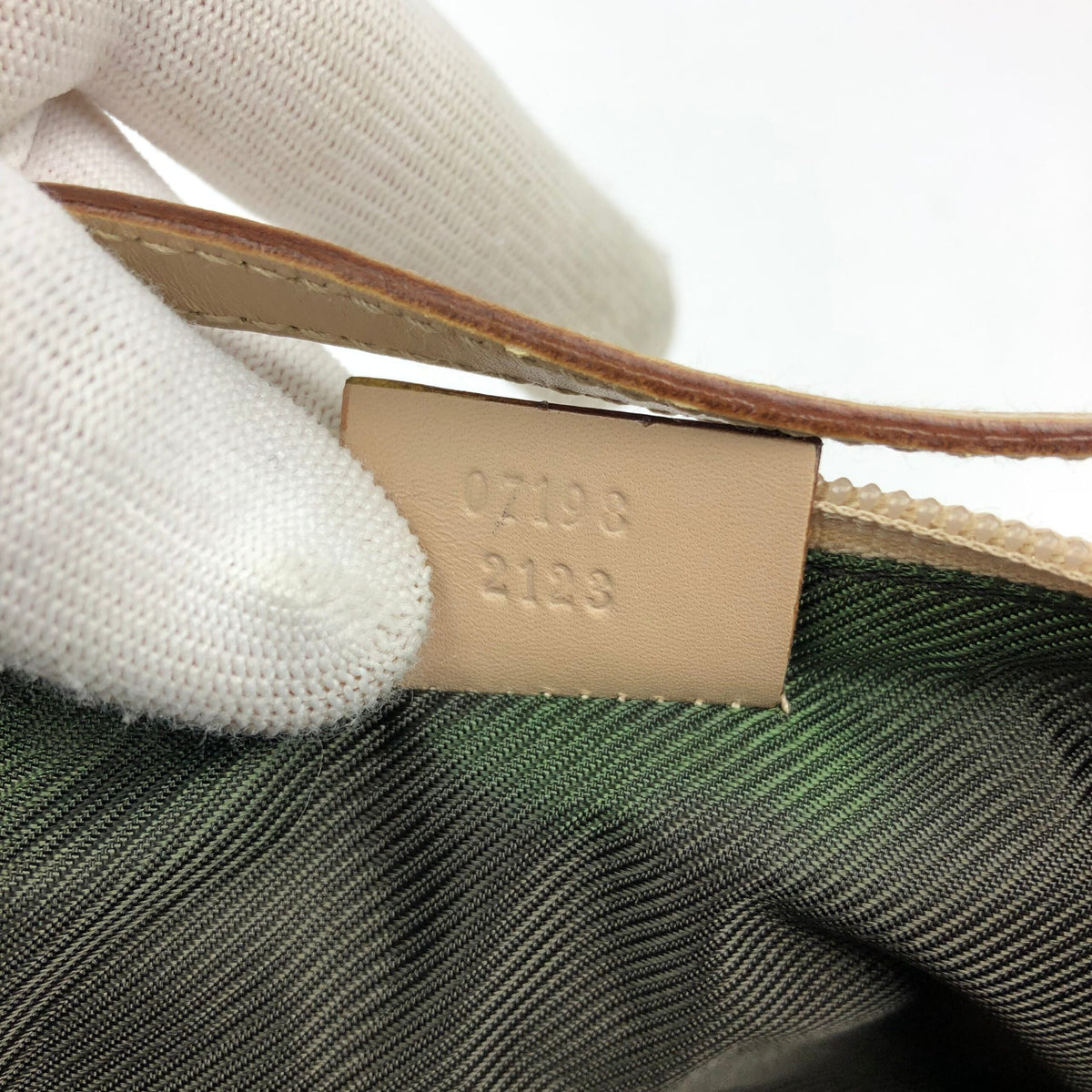 GUCCI MONOGRAM SHOULDER BAG