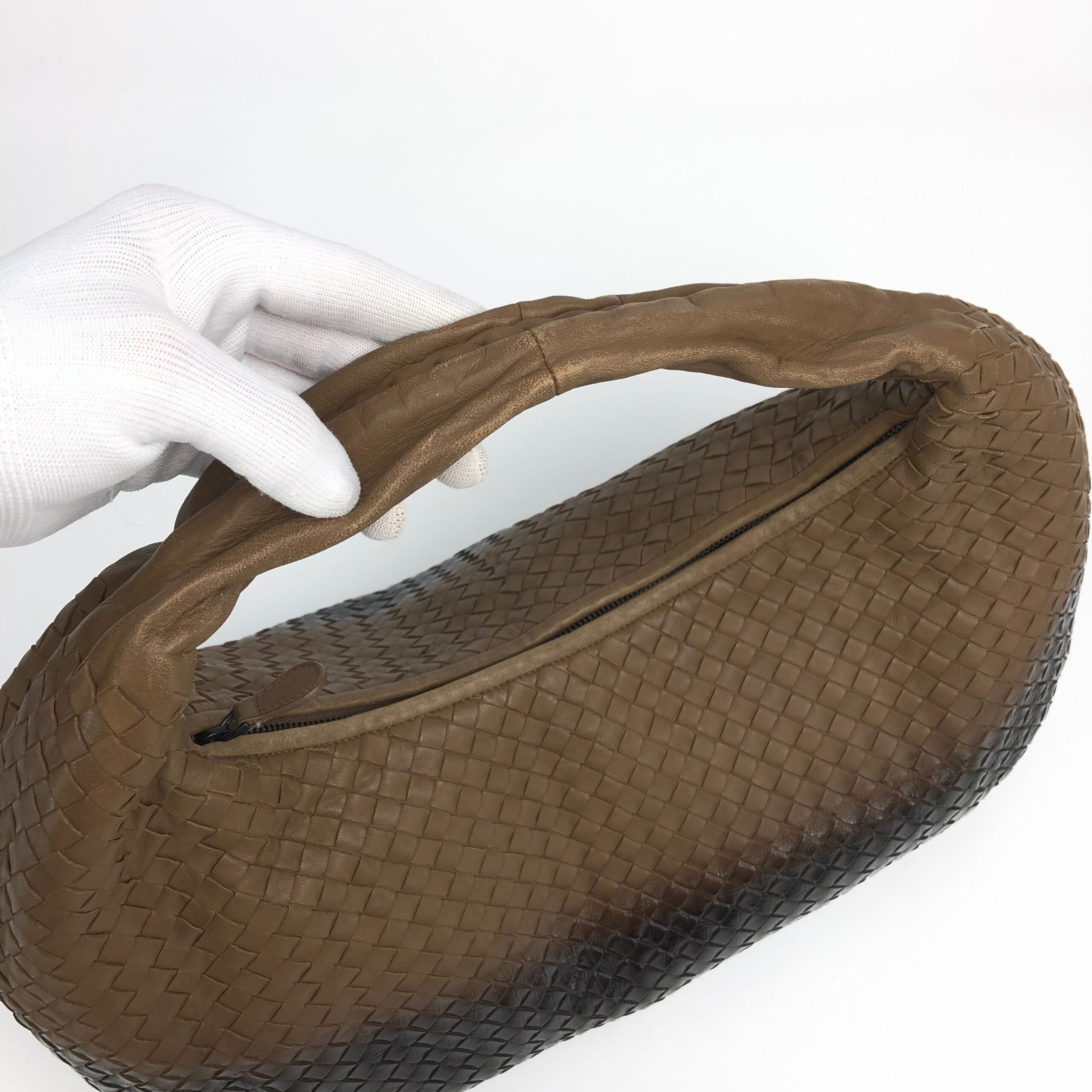 BOTTEGA VENETA INTRECCIATO HOBO BAG