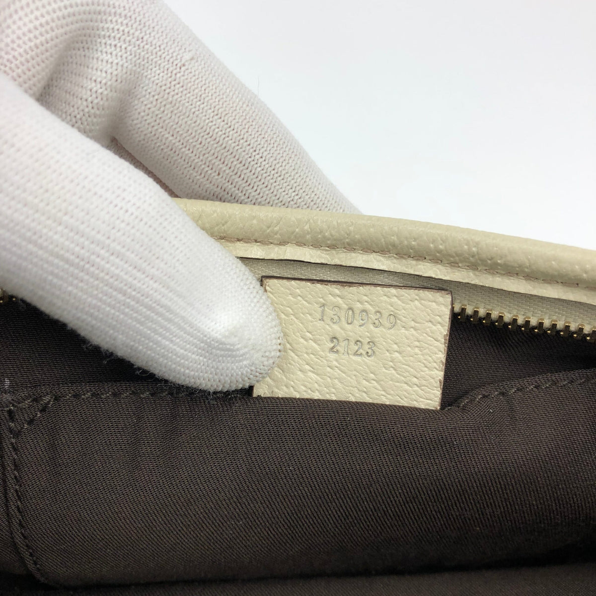 GUCCI MONOGRAM SHOULDER BAG