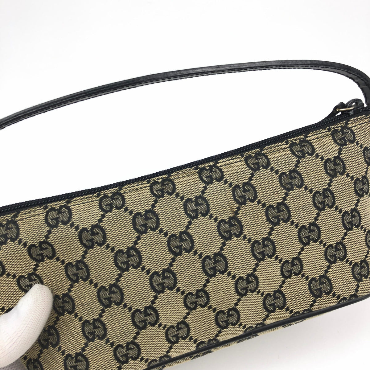 GUCCI MONOGRAM SHOULDER BAG