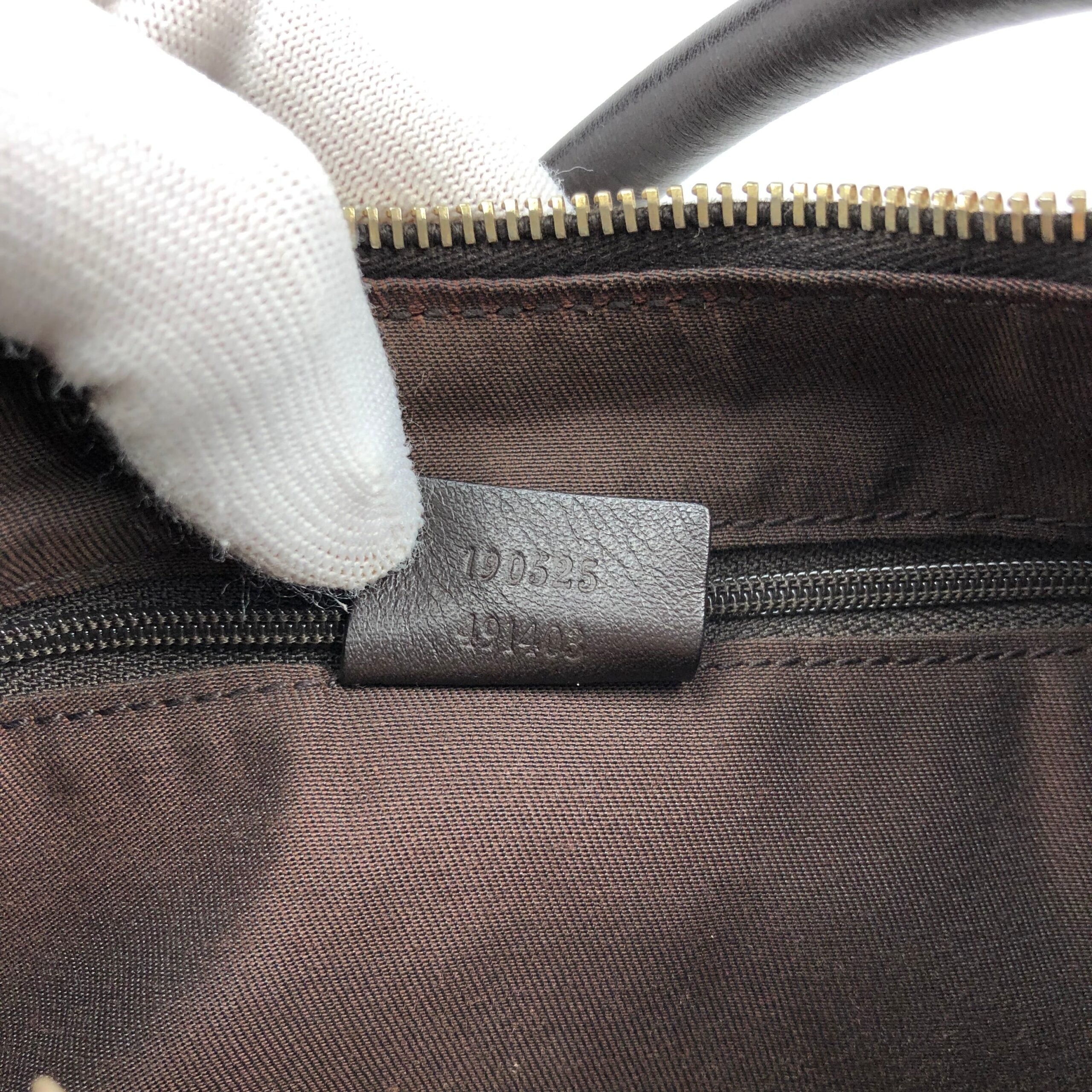 GUCCI MONOGRAM ABBEY SHOULDER BAG