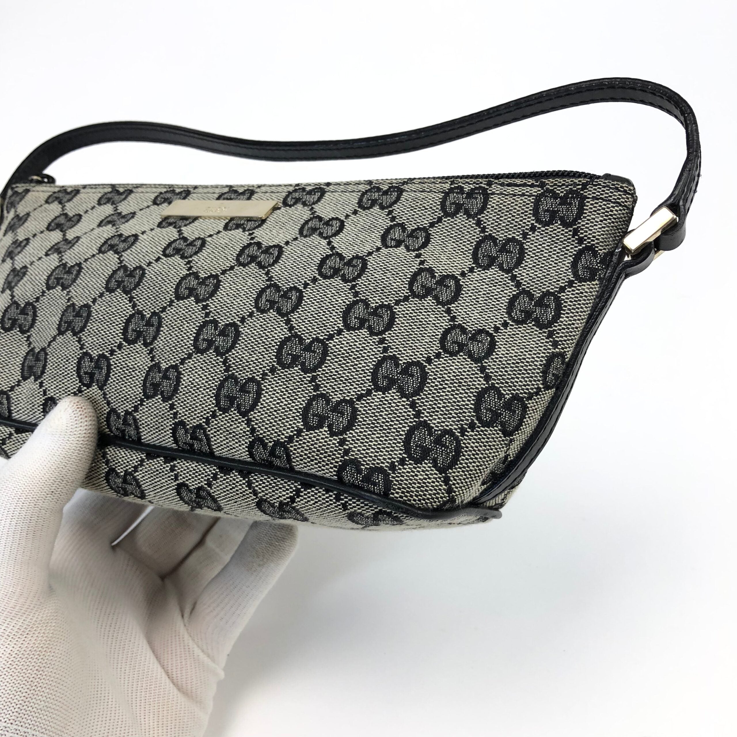 GUCCI MONOGRAM SHOULDER BAG