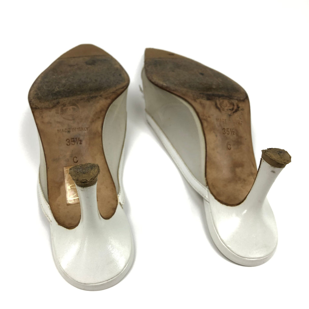CHANEL LOGO KITTEN HEELS
