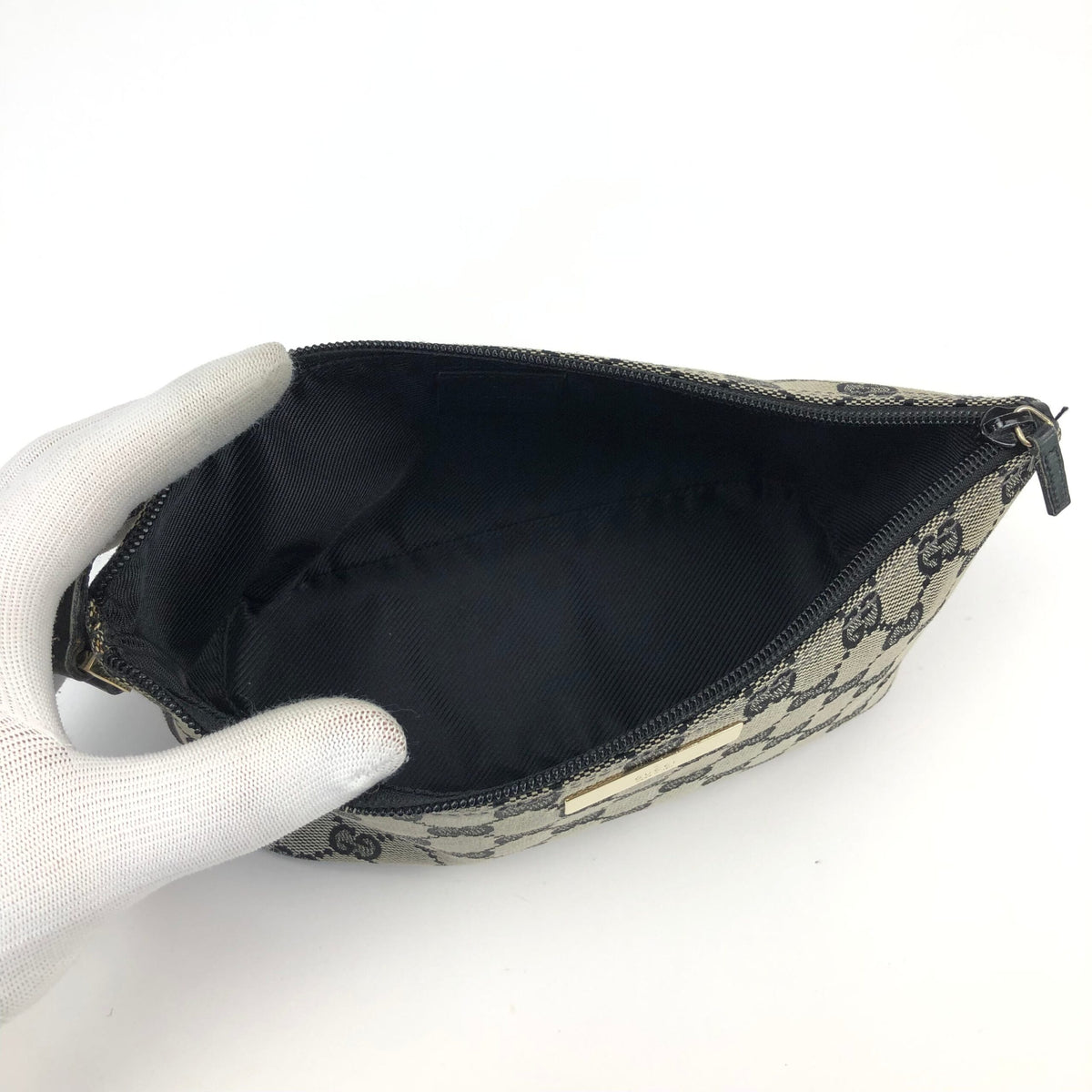GUCCI MONOGRAM SHOULDER BAG