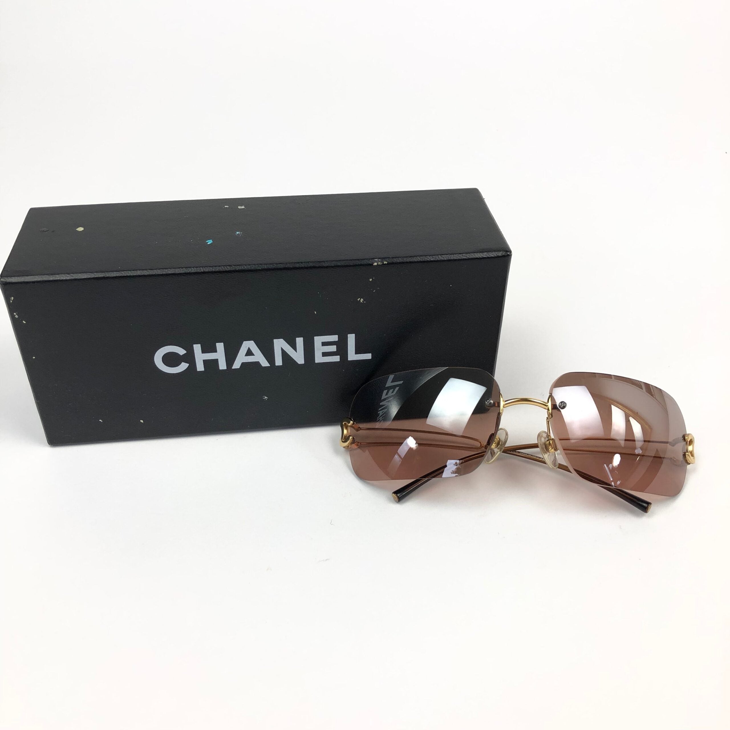 CHANEL RIMLESS SUNGLASSES