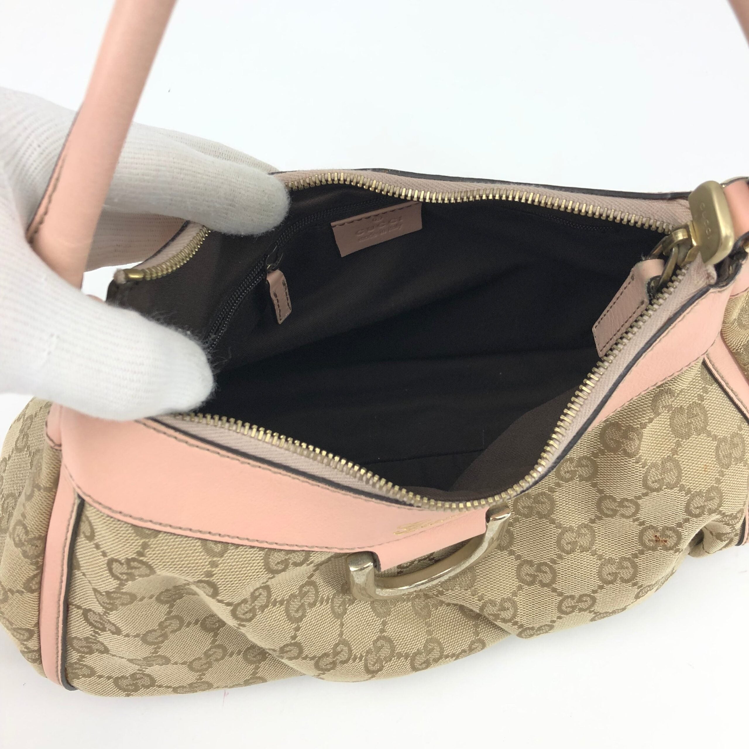 GUCCI ABBEY MONOGRAM SHOULDER BAG