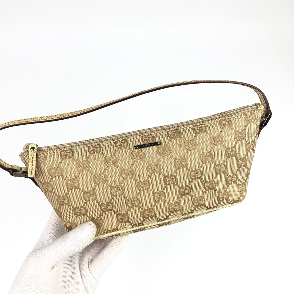 GUCCI MONOGRAM SHOULDER BAG
