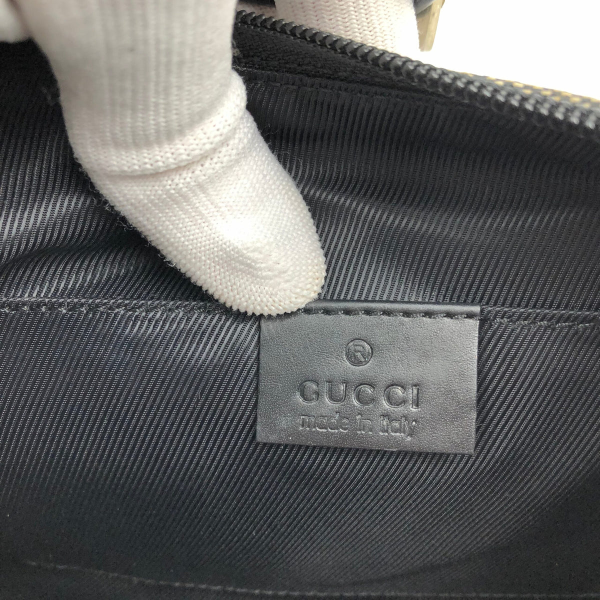 GUCCI MONOGRAM SHOULDER BAG