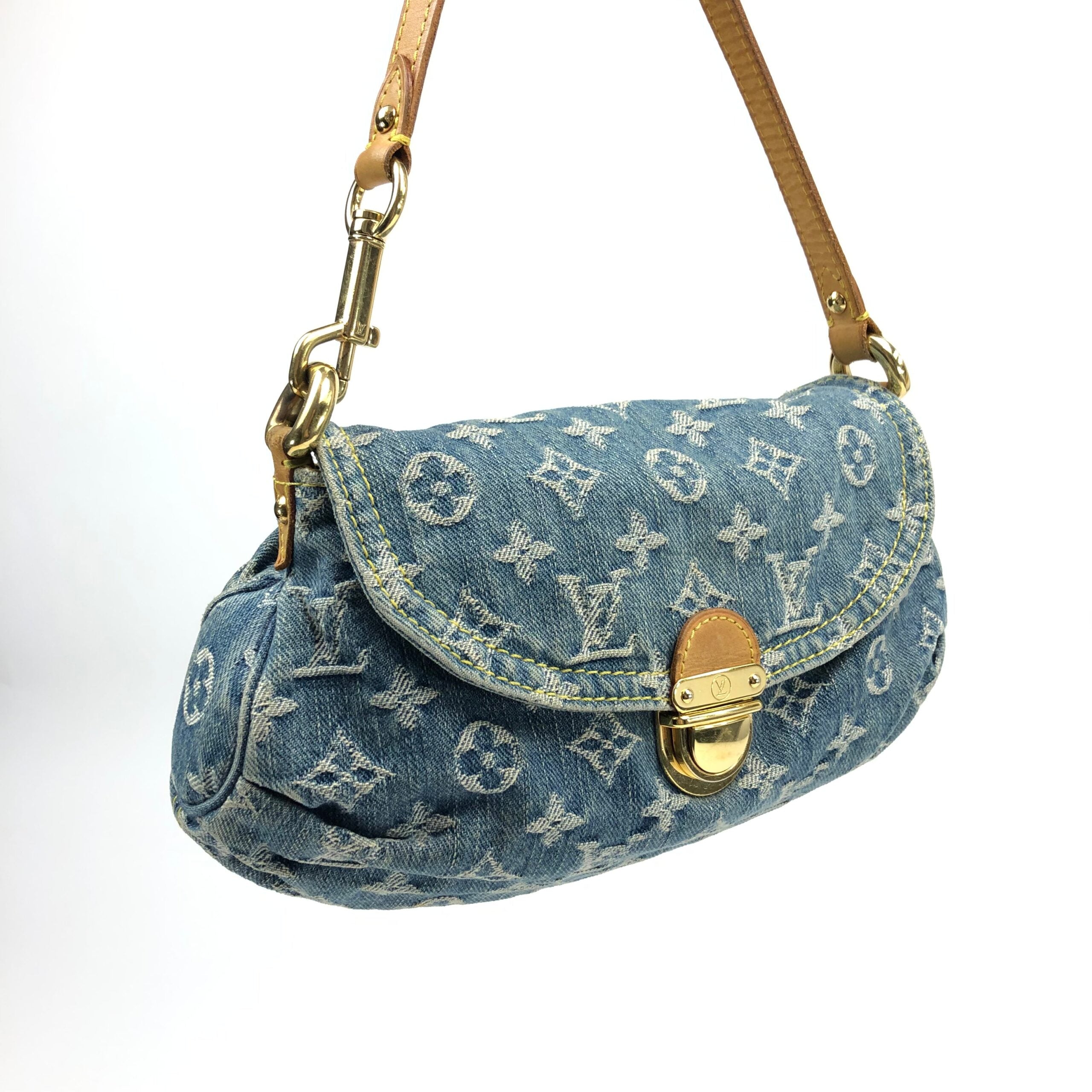 LOUIS VUITTON DENIM PLEATY SHOULDER BAG