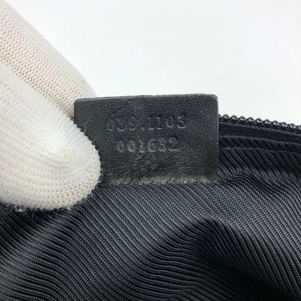 GUCCI MONOGRAM SHOULDER BAG