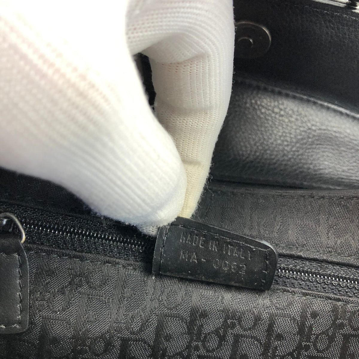 CHRISTIAN DIOR 2002 STREET CHIC COLUMBUS SHOULDER BAG
