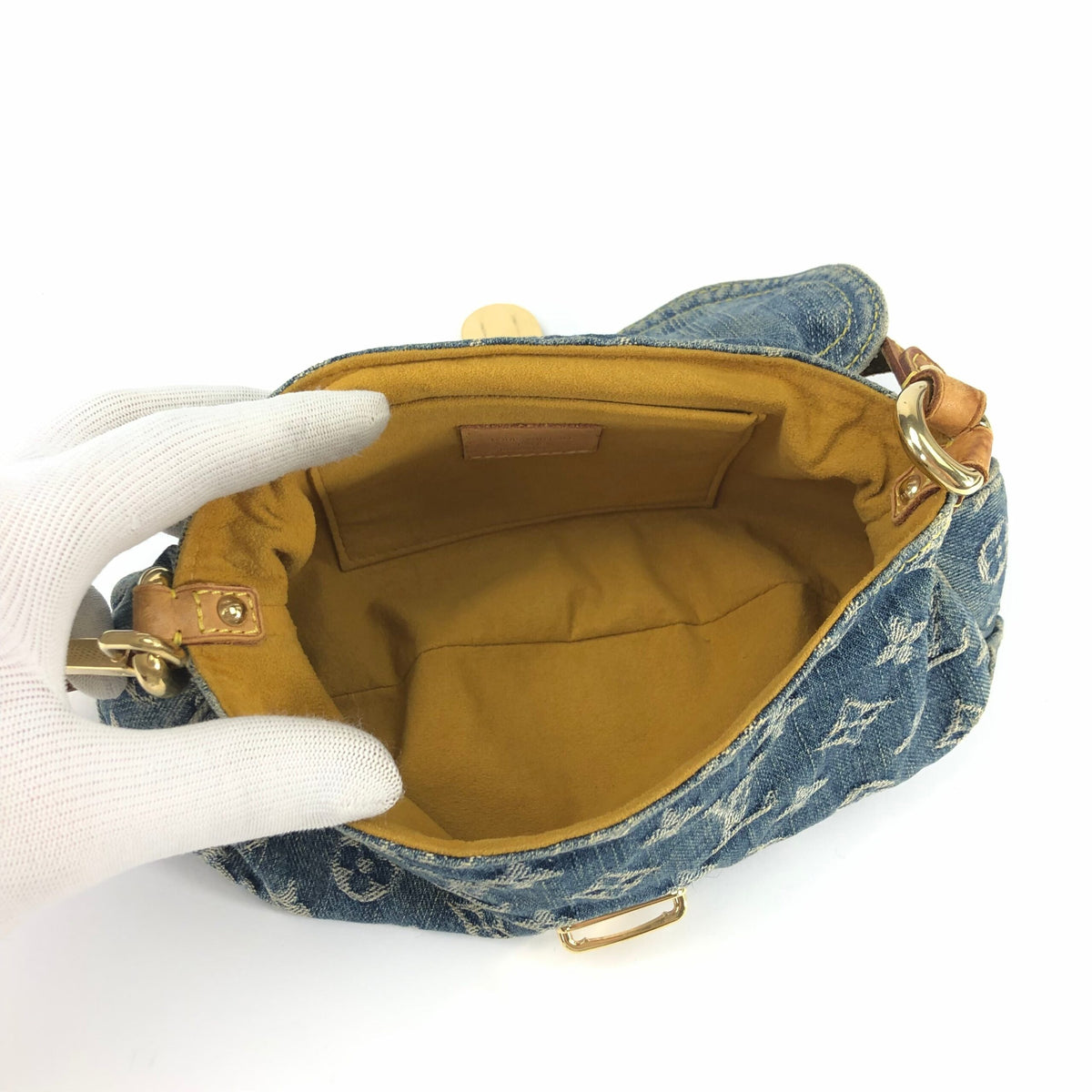 LOUIS VUITTON PLEATY DENIM SHOULDER BAG