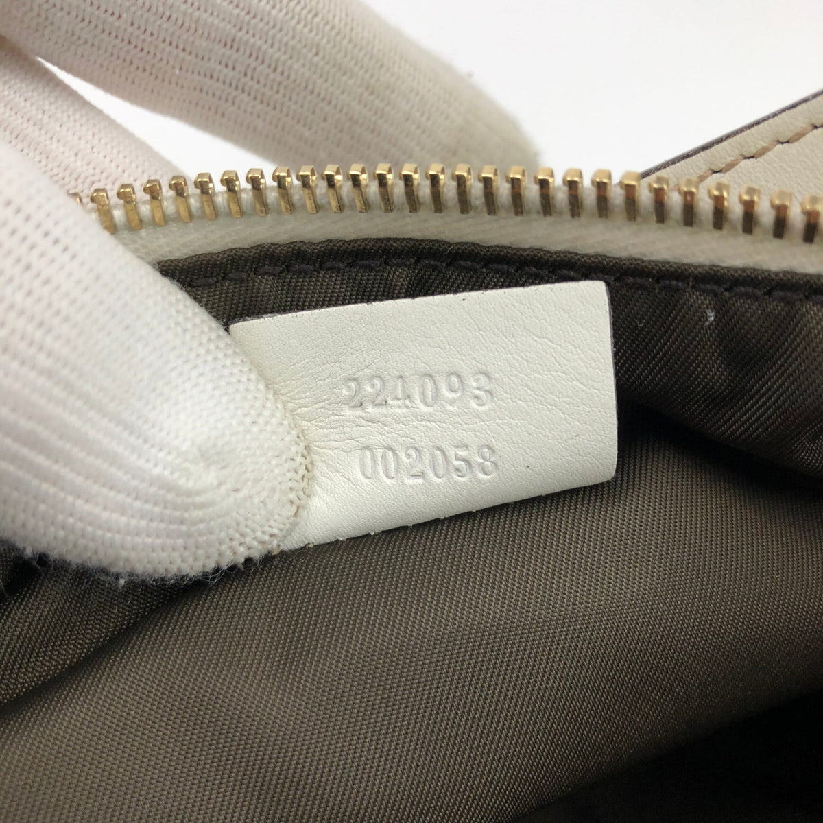 GUCCI MONOGRAM SHOULDER BAG