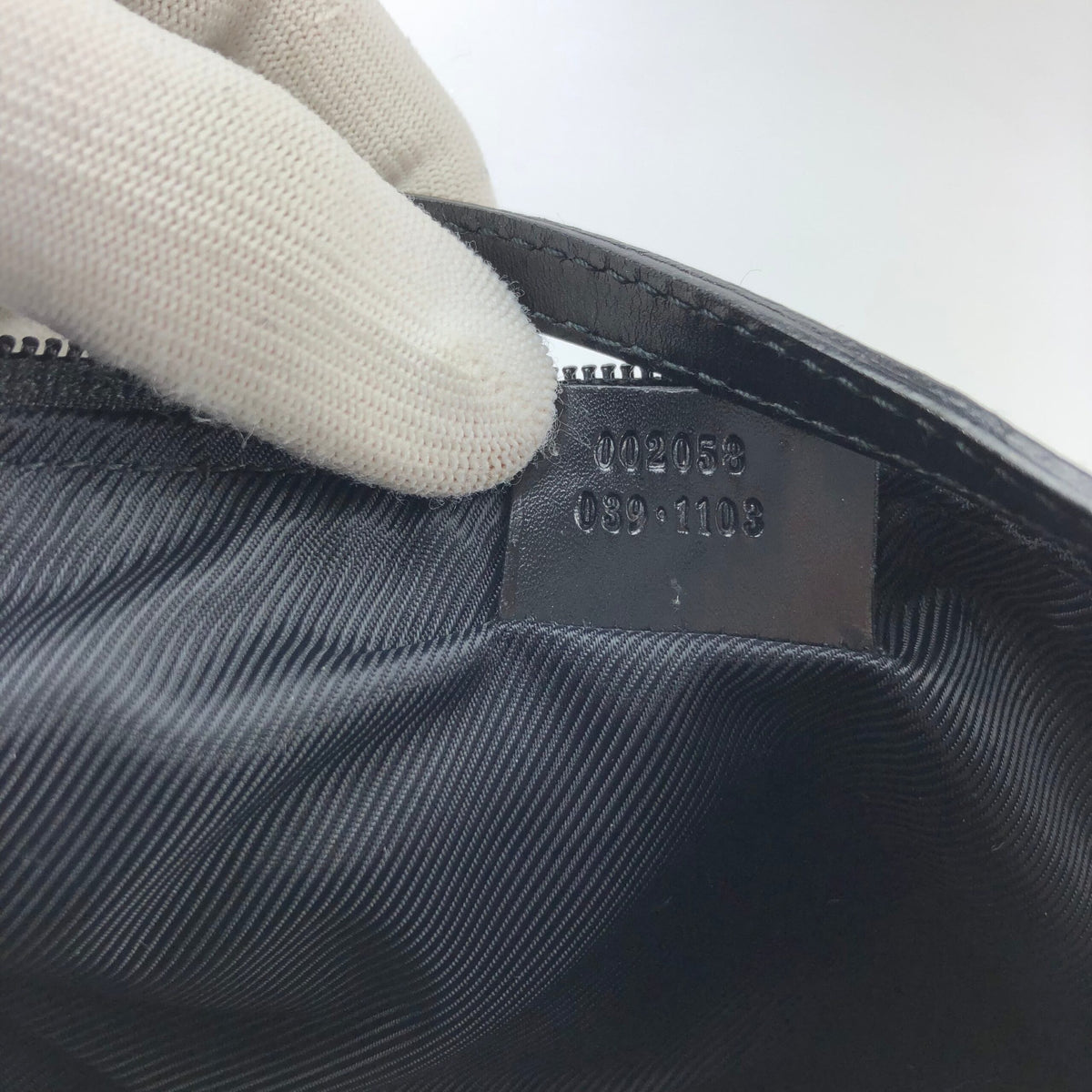 GUCCI MONOGRAM SHOULDER BAG