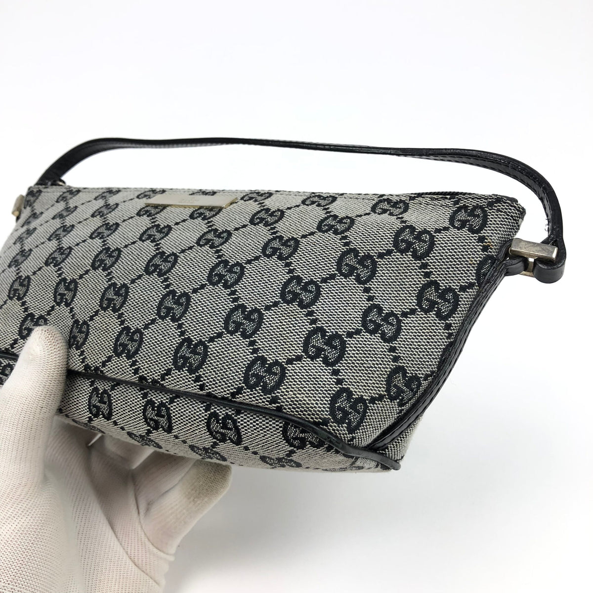 GUCCI MONOGRAM SHOULDER BAG