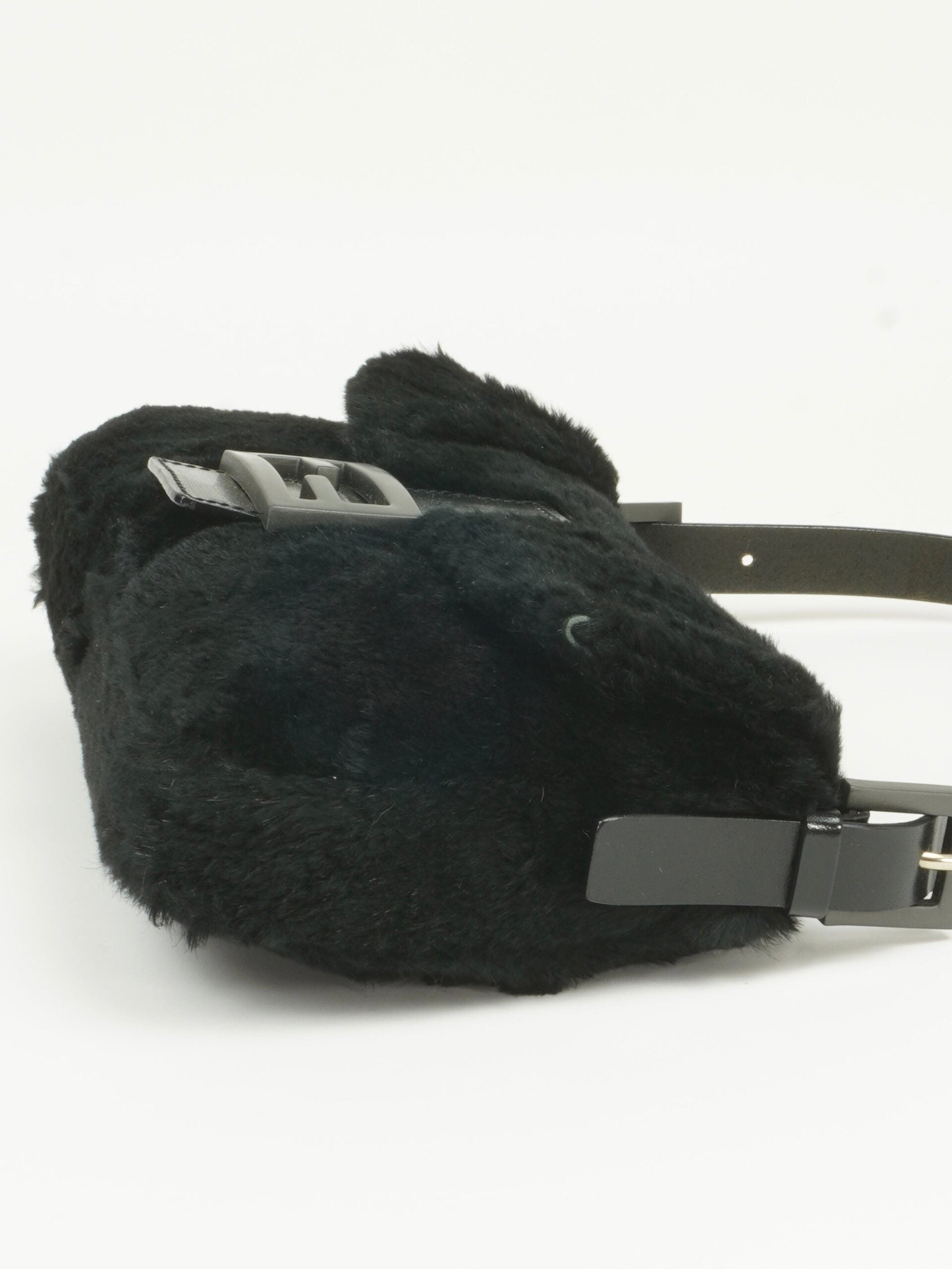 FENDI FUR BAGUETTE