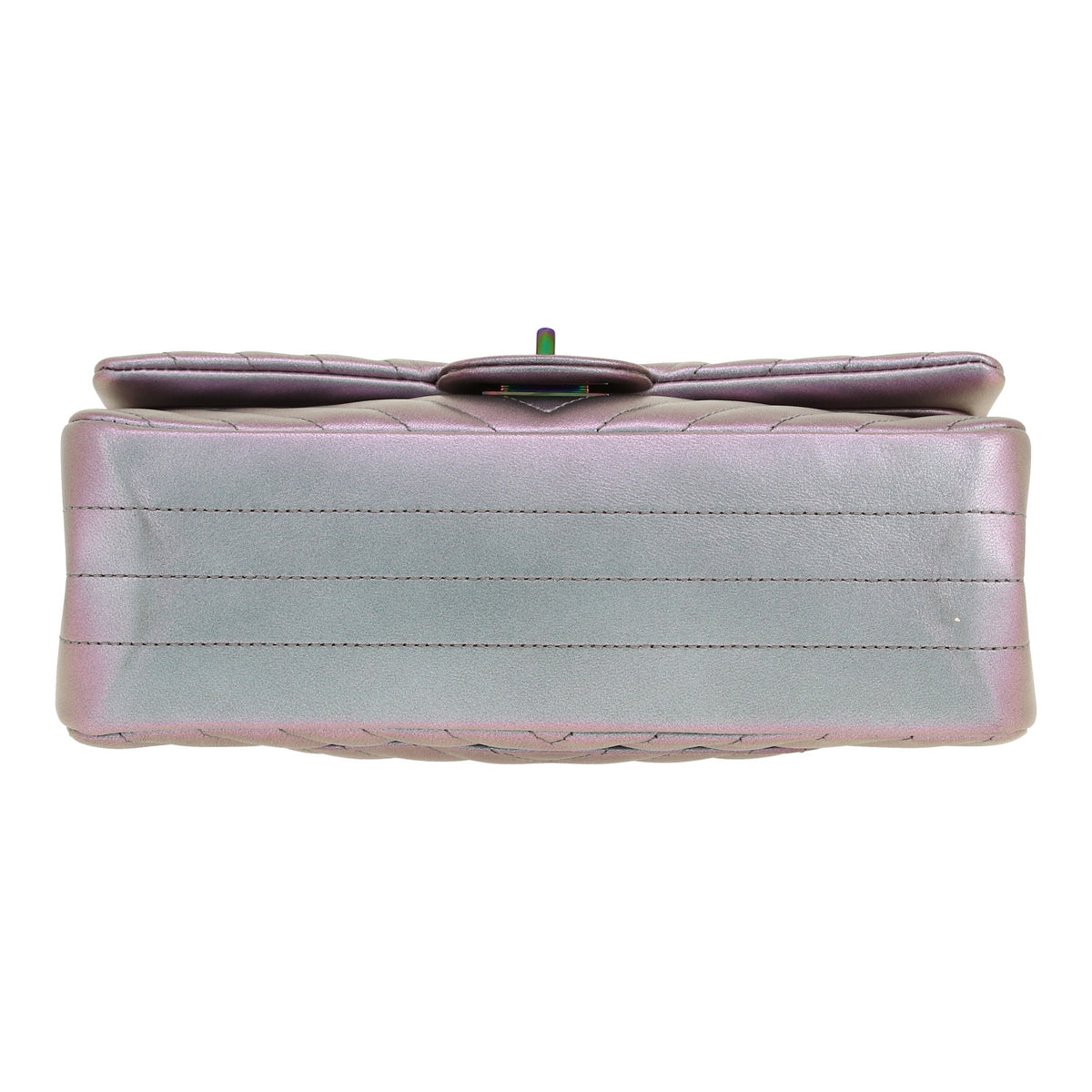 Chanel 2.55 shoulder bag in purple chevron quilted leather - DETAIL 1