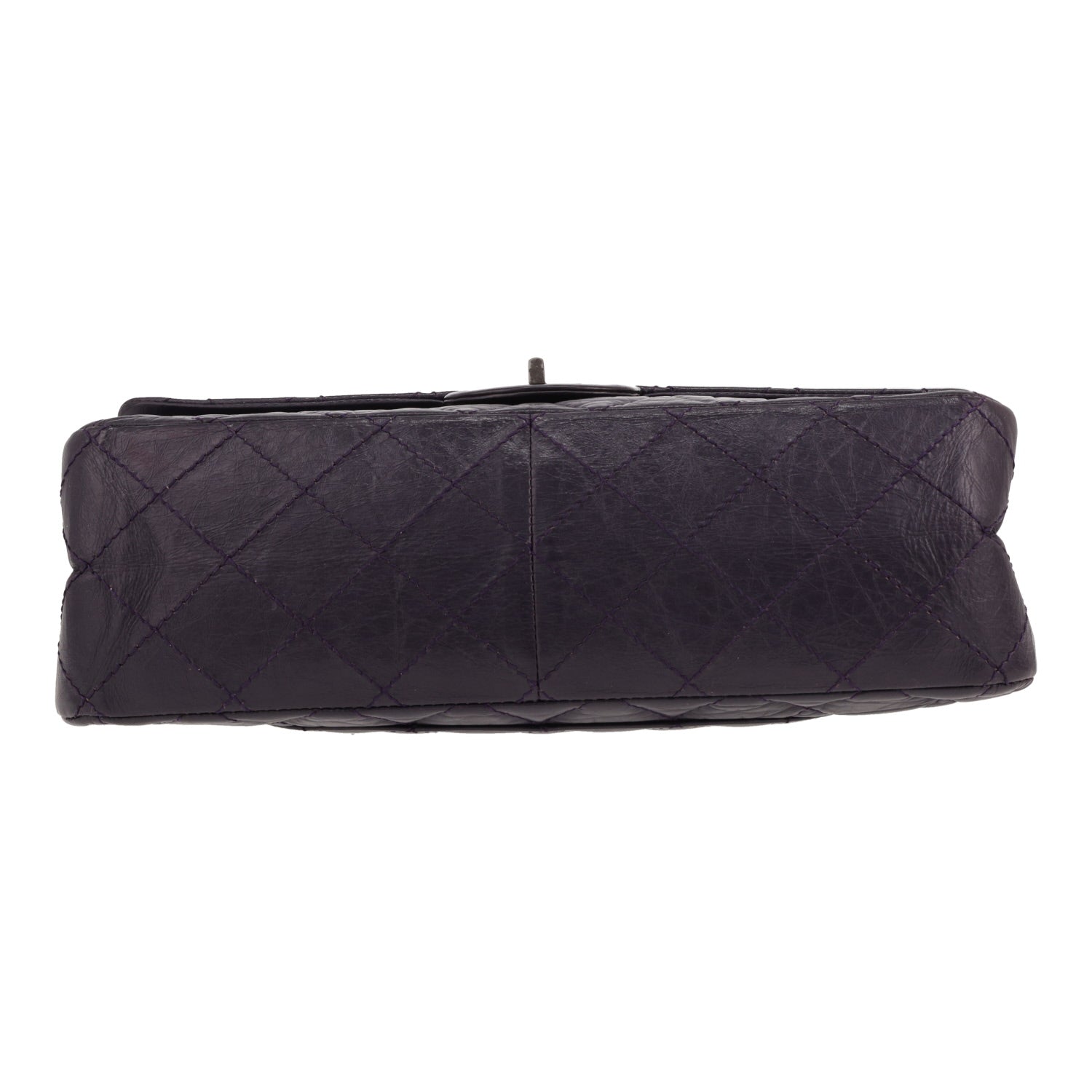 Chanel 2.55 shoulder bag in purple quilted leather - DETAIL 1