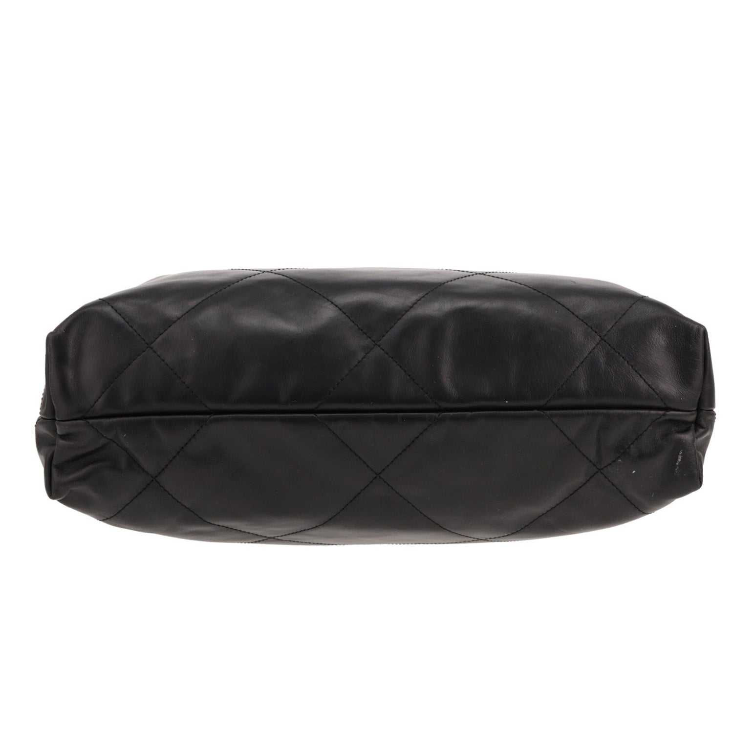 Chanel 22 small model handbag in black leather - DETAIL 1