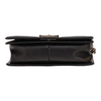Chanel Boy shoulder bag in black quilted leather - DETAIL 1